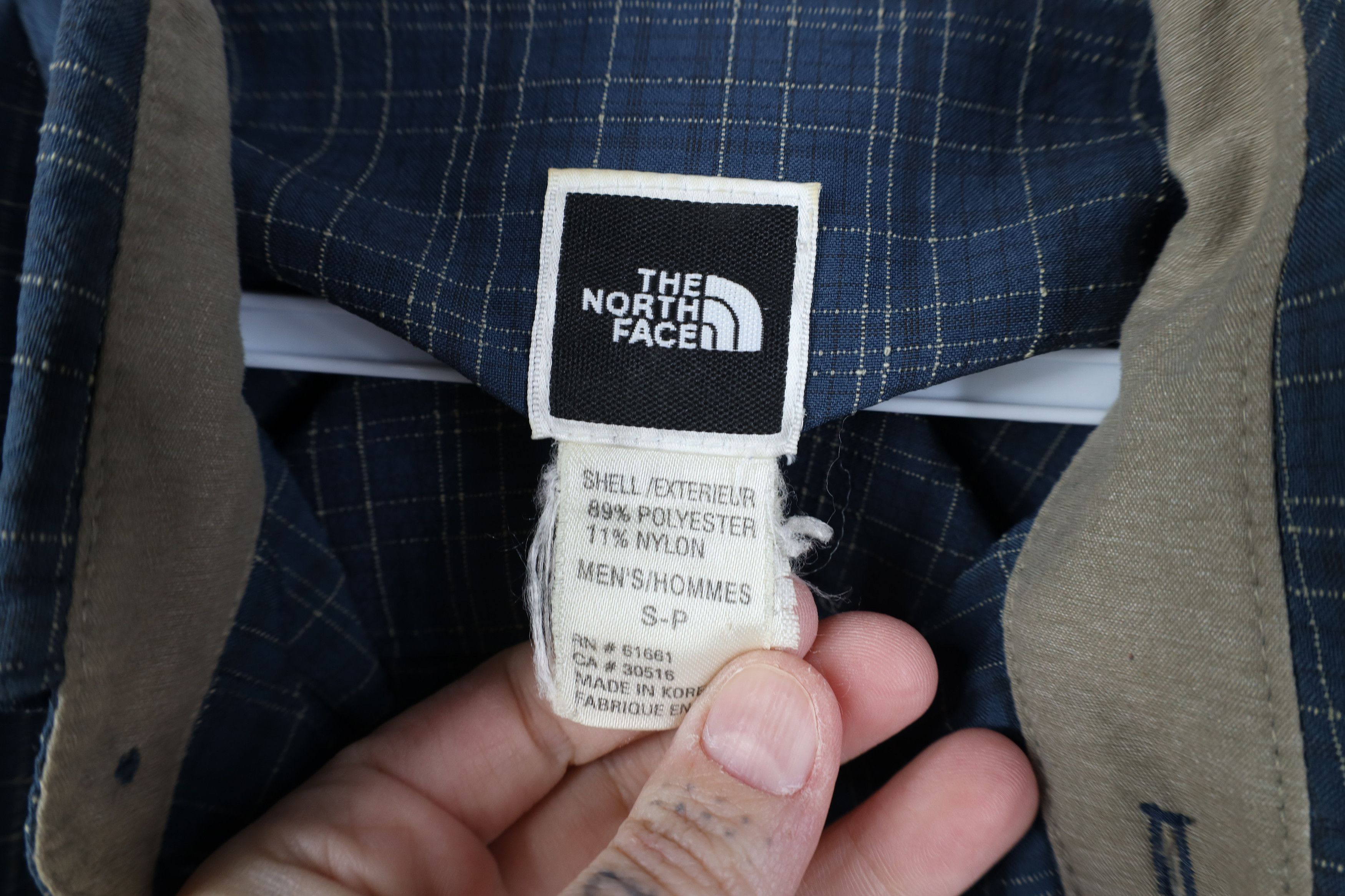 The North Face Vintage The North Face Short Sleeve Button Down Shirt Size US S / EU 44-46 / 1 - 5 Thumbnail