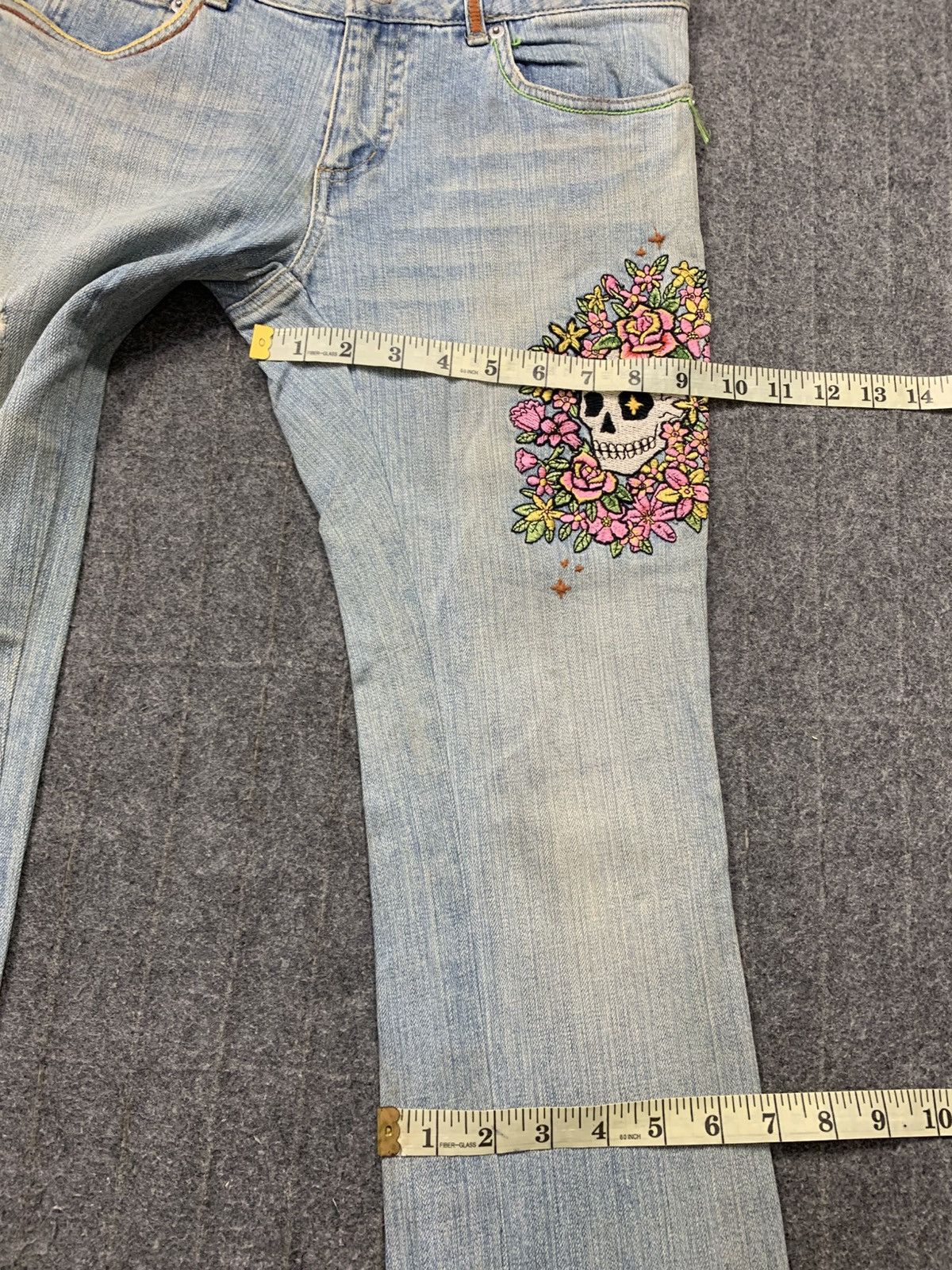 Japanese Brand Play Chess Embroidery Floral Skull Logo Whisker Beauty Faded Size 29" - 11 Thumbnail