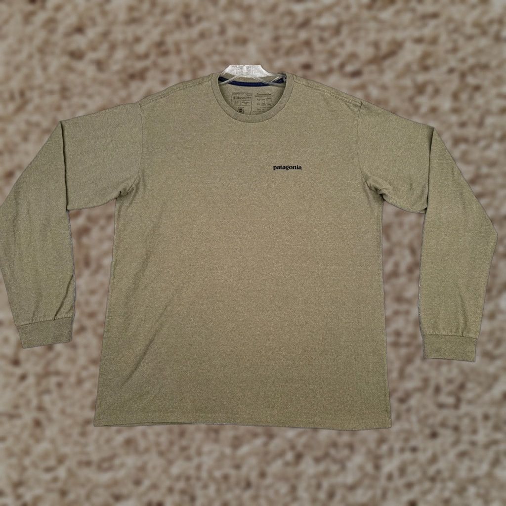 Patagonia Patagonia Shirt Men Medium Green Long Sleeve Crew Neck Cotton Blend Trout Mens Size US M / EU 48-50 / 2 - 1 Thumbnail