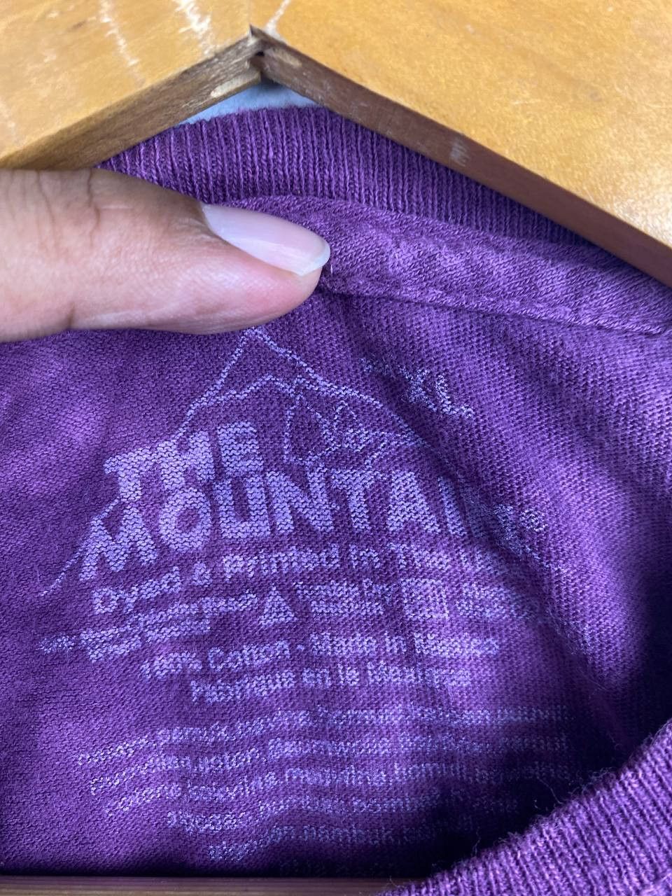 The Mountain vintage y2k the mountain wolf design tee Size US XL / EU 56 / 4 - 4 Thumbnail