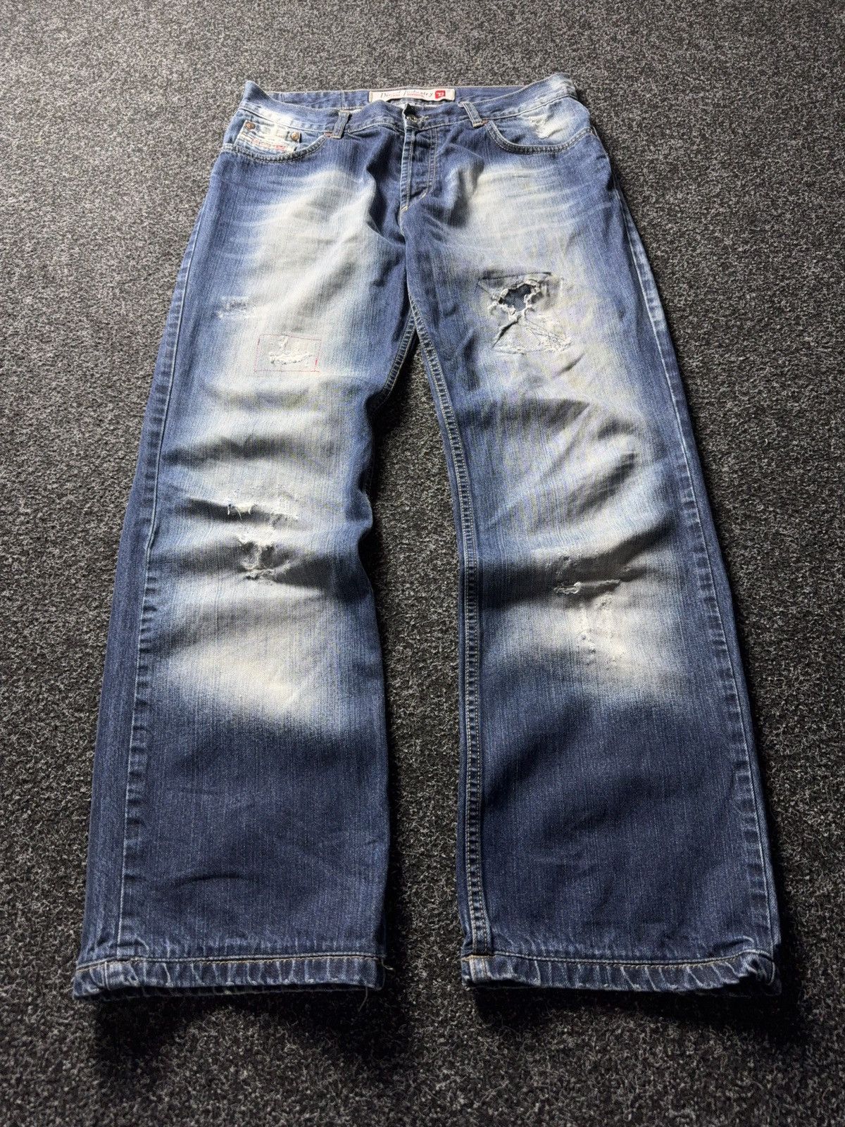 Diesel 90s Diesel Industry Zip Back Pocket Jeans Made in Italy Y2K Size US 33 - 2 Thumbnail