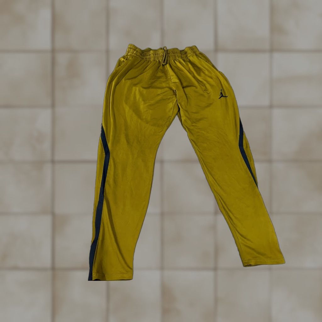 Jordan Brand Jordan Track Pants Mens XL Olive Green Joggers Athletic Zip Ankle Jumpman Logo Size US 36 / EU 52 - 1 Thumbnail