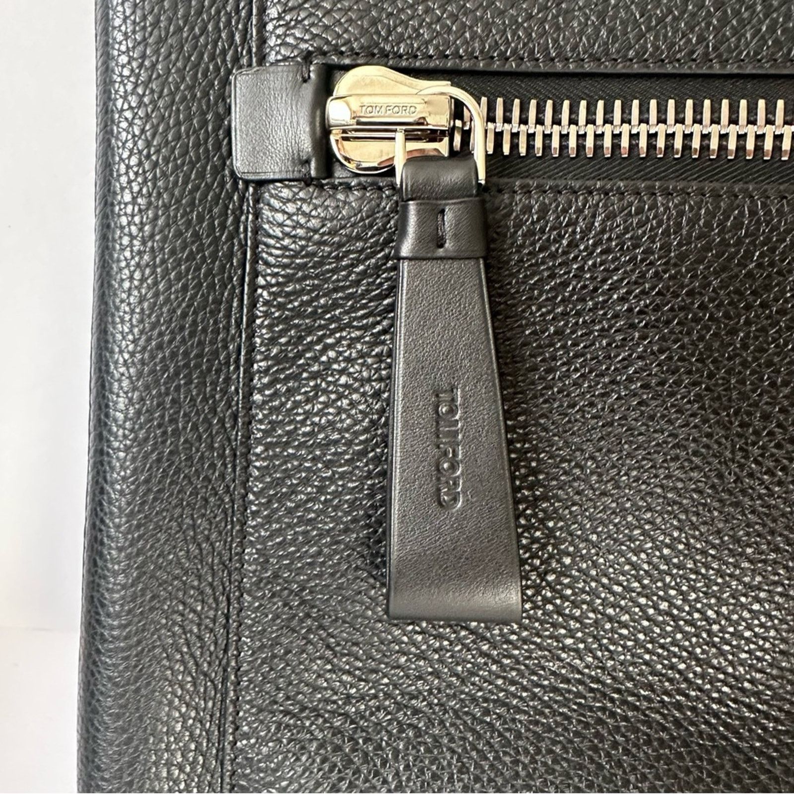 Tom Ford Buckley Leather Big Zip Clutch Black Pebbled Leather Size ONE SIZE - 3 Thumbnail