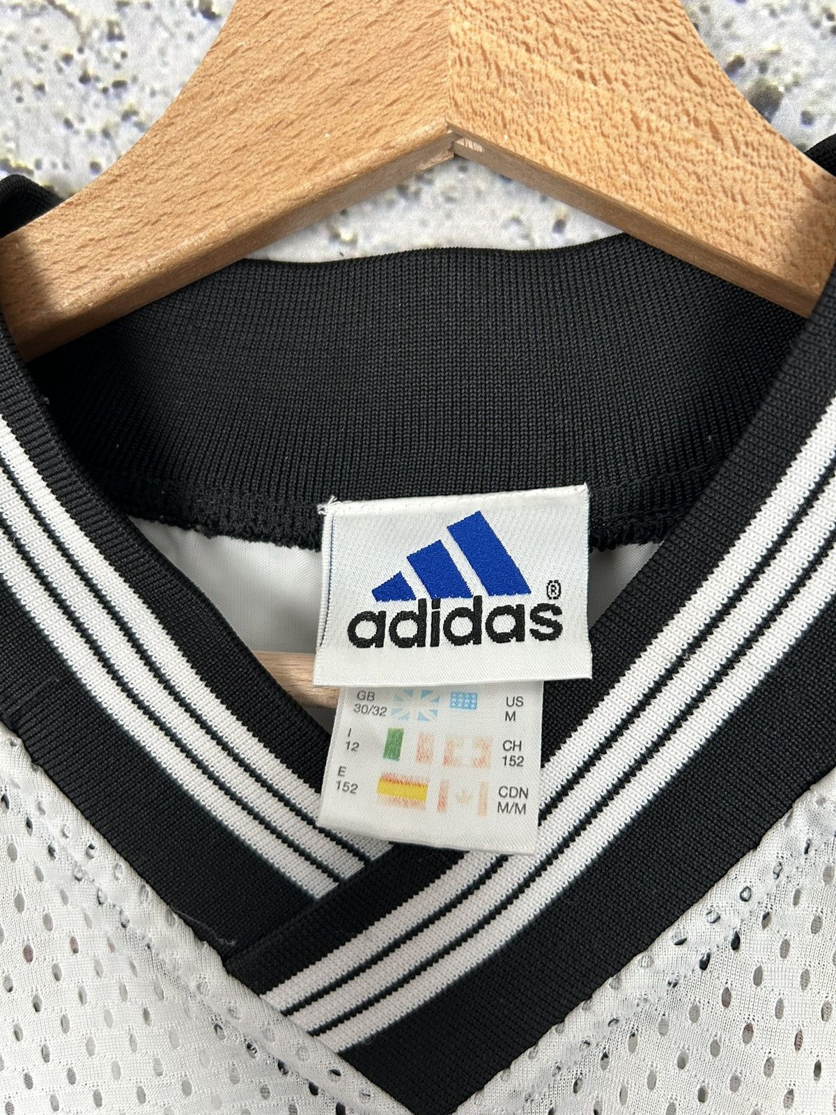 Adidas Vintage Adidas 90s Sportswear Jersey Hype Rare Size US M / EU 48-50 / 2 - 6 Thumbnail