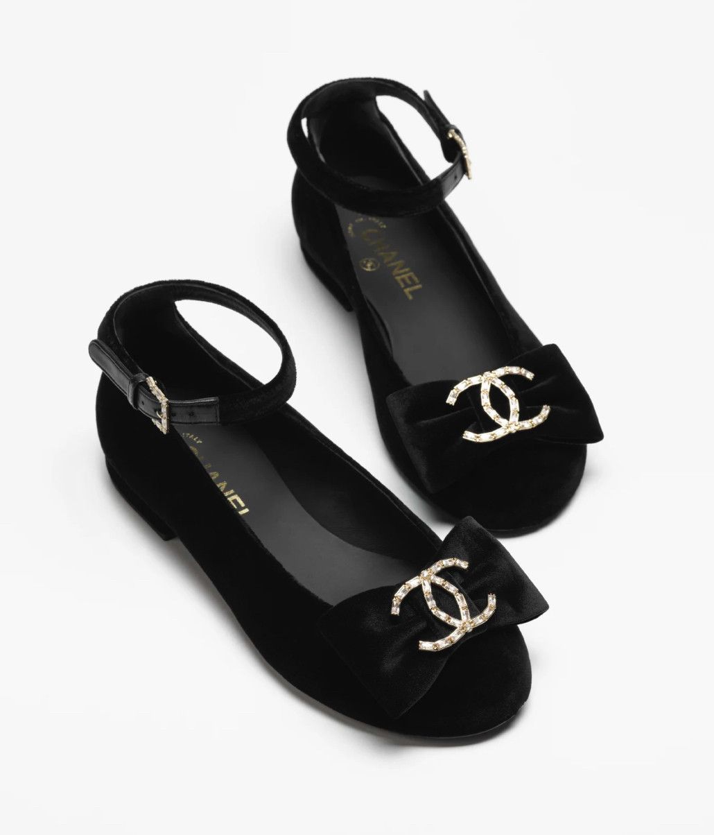 Chanel Chanel 24K Velvet Crystal CC Bow AnkleStrap Ballet Flat 36.5 Size US 6.5 / IT 36.5 - 1 Thumbnail