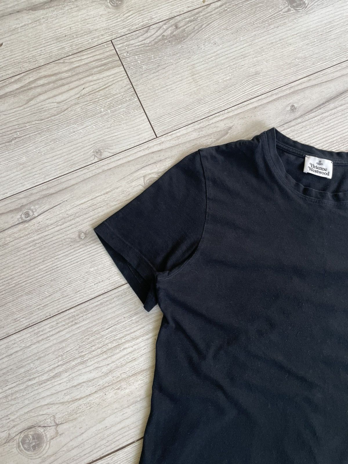 Vintage × Vivienne Westwood Vivienne Westwood T Shirt Faded Black T Shirt Mini Logo Y2k Size US S / EU 44-46 / 1 - 5 Thumbnail