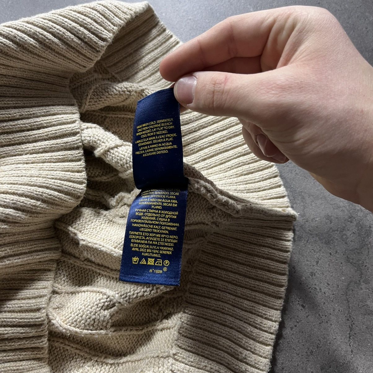 Polo Ralph Lauren Vintage Polo Ralph Lauren Cable Knit Sweater Old Money Mens Size US L / EU 52-54 / 3 - 14 Thumbnail
