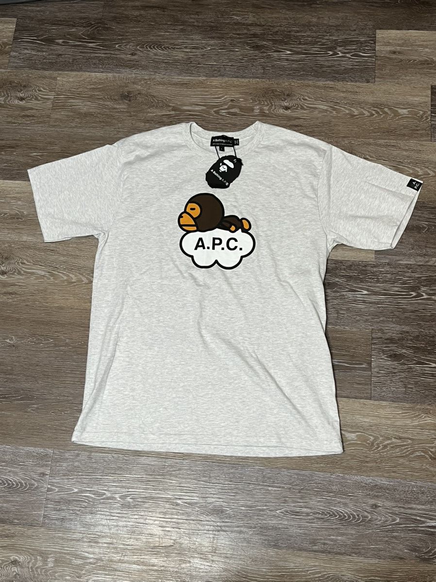 A.P.C. × Bape A.P.C X A Bathing Ape Baby Milo Sleeping On A Cloud Tee NWT Size US L / EU 52-54 / 3 - 1 Thumbnail
