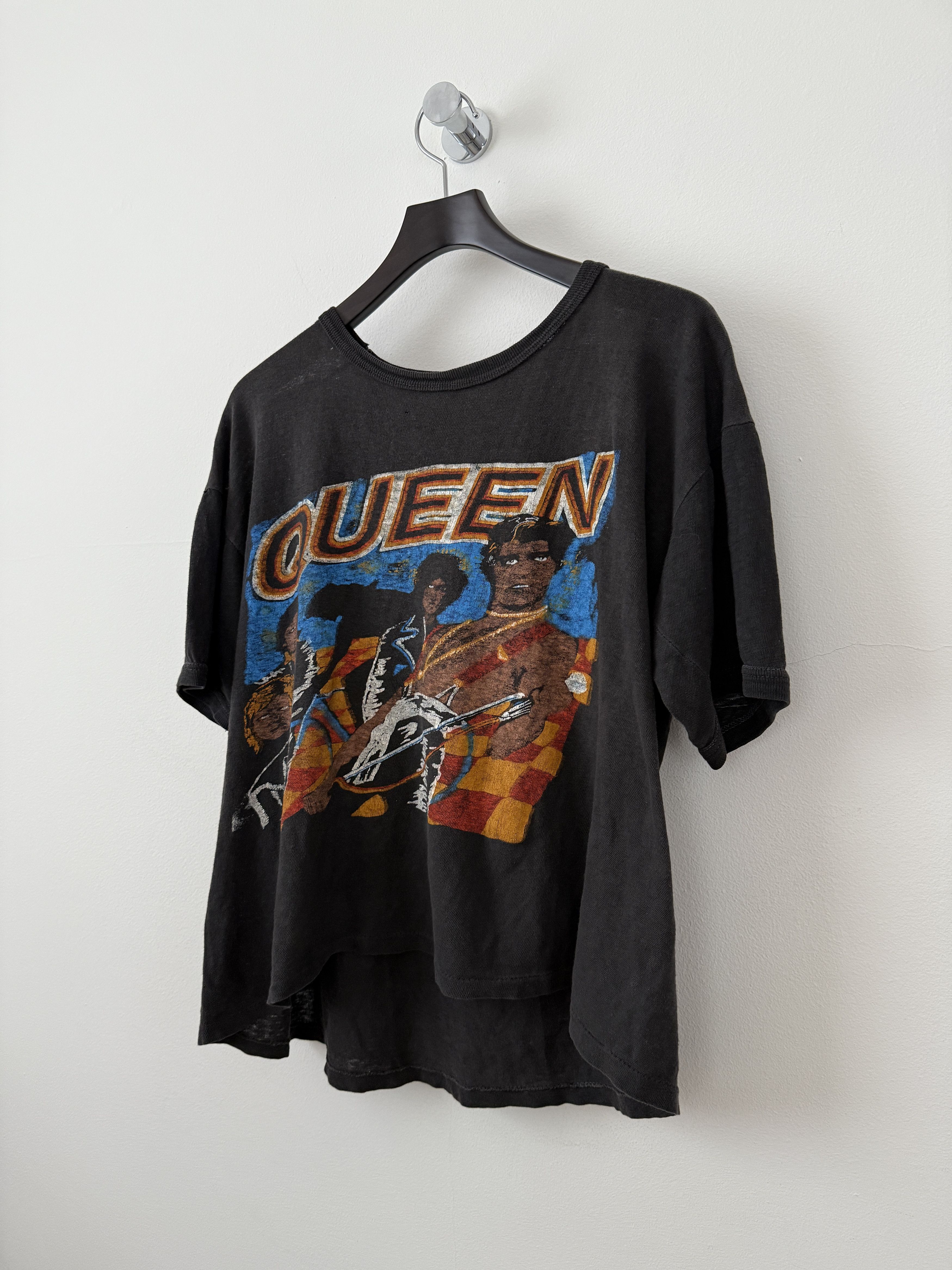 Vintage 1980 Queen Tour Tee Size US S / EU 44-46 / 1 - 3 Thumbnail