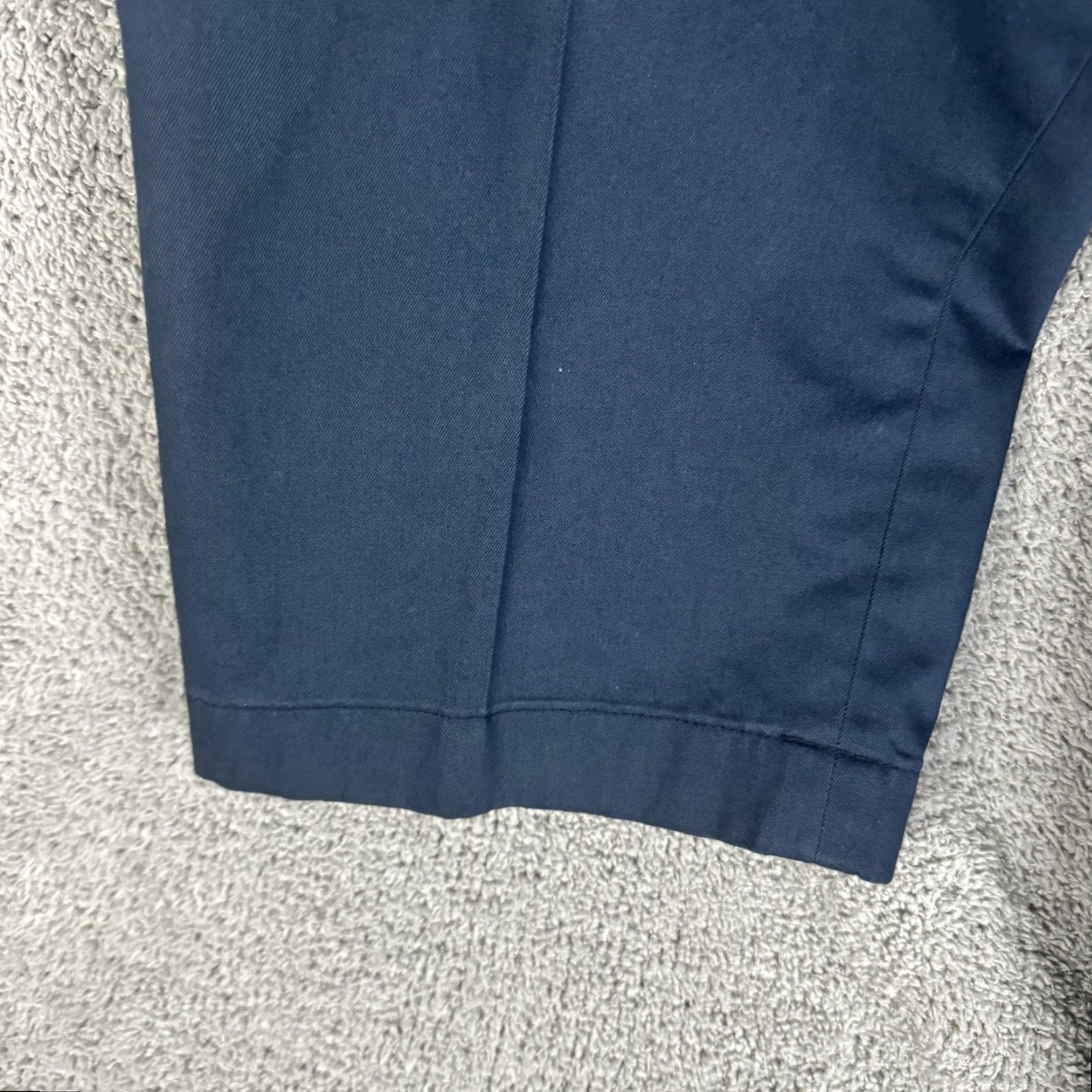 Brooks Brothers VINTAGE? No. Brooks Brothers Clark Fit Advantage Chino Pants Mens 42x30 Navy Blue Stretch Flat Front Pocketed Classic Office Casual Size US 42 / EU 58 - 5 Thumbnail