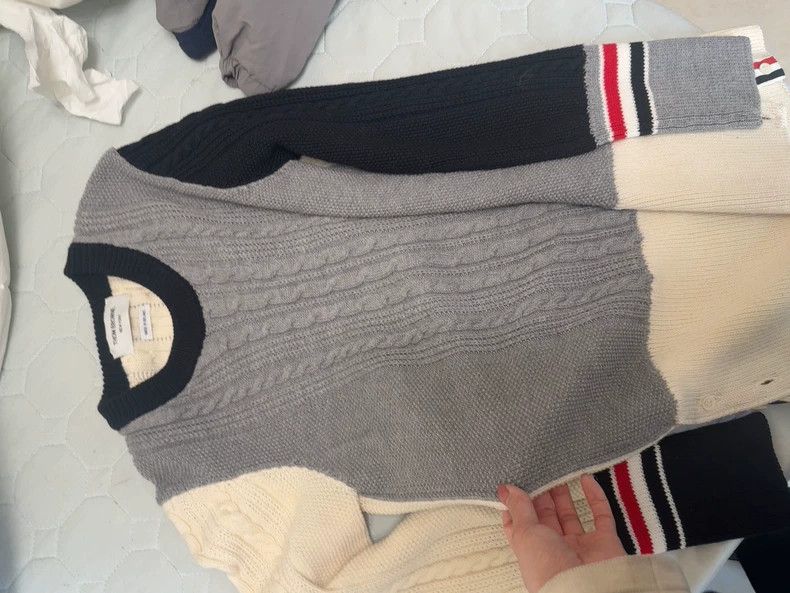 Thom Browne Thom browne Wool long sleeves 2504-Nextarrow Size XS / US 0-2 / IT 36-38 - 2 Thumbnail