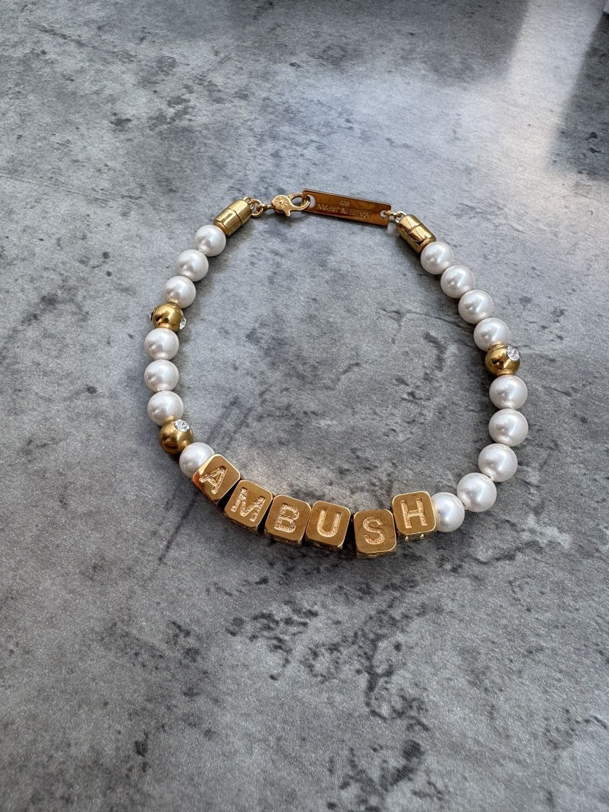 Ambush Design Ambush Pearl Letterblock Bracelet Gold Size ONE SIZE - 6 Thumbnail