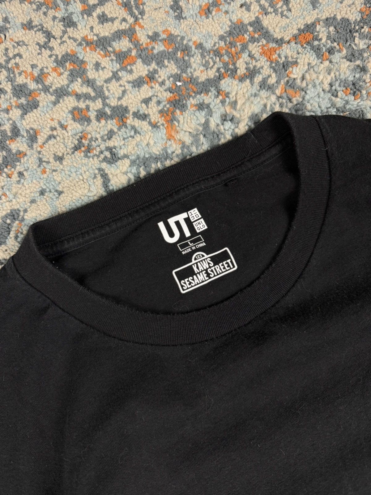 Kaws × Uniqlo Kaws x Uniqlo x Sesame Street graphic pocket tee artwork Size US L / EU 52-54 / 3 - 12 Thumbnail