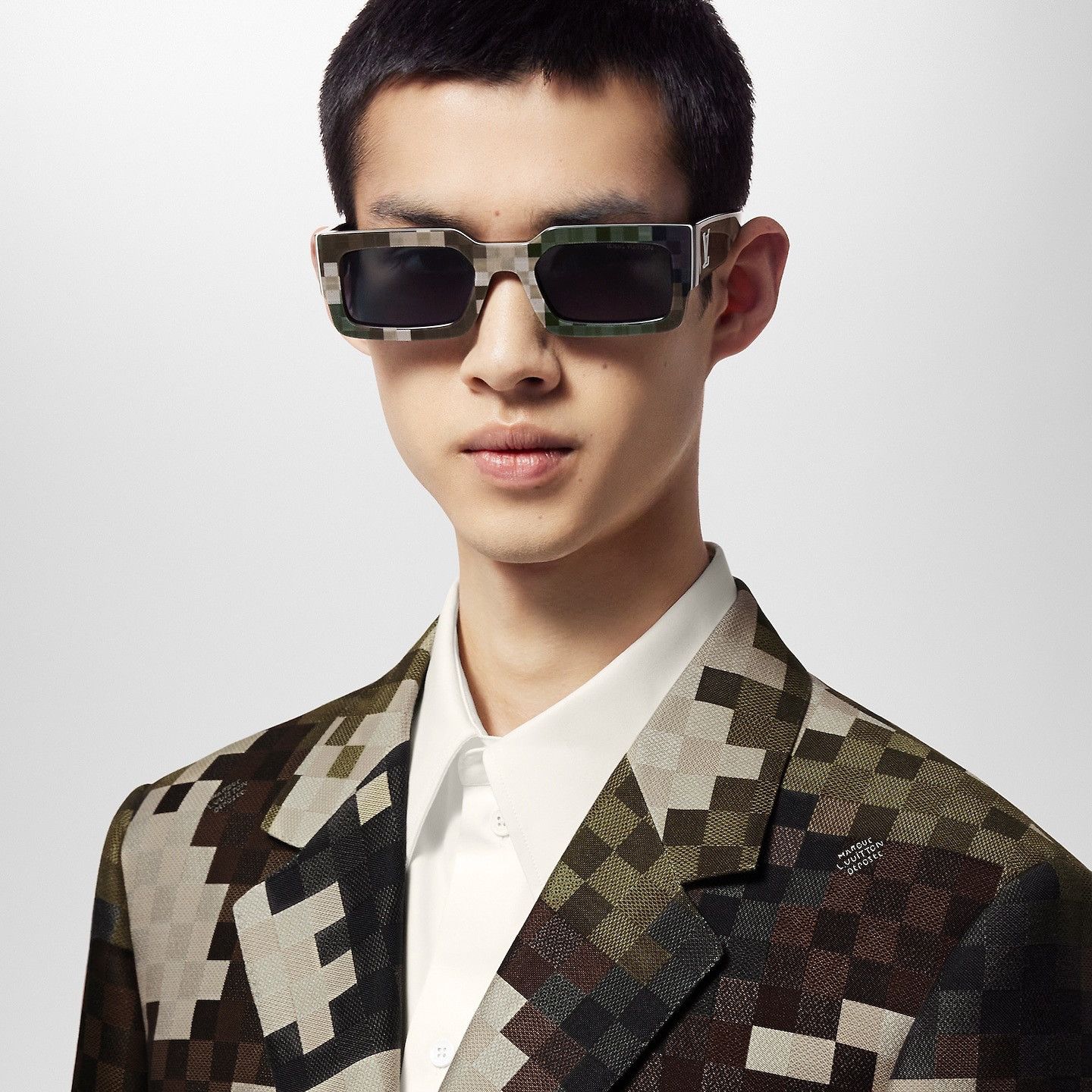 Louis Vuitton New Louis Vuitton Pixel Camo Sunglasses Size ONE SIZE - 2 Thumbnail