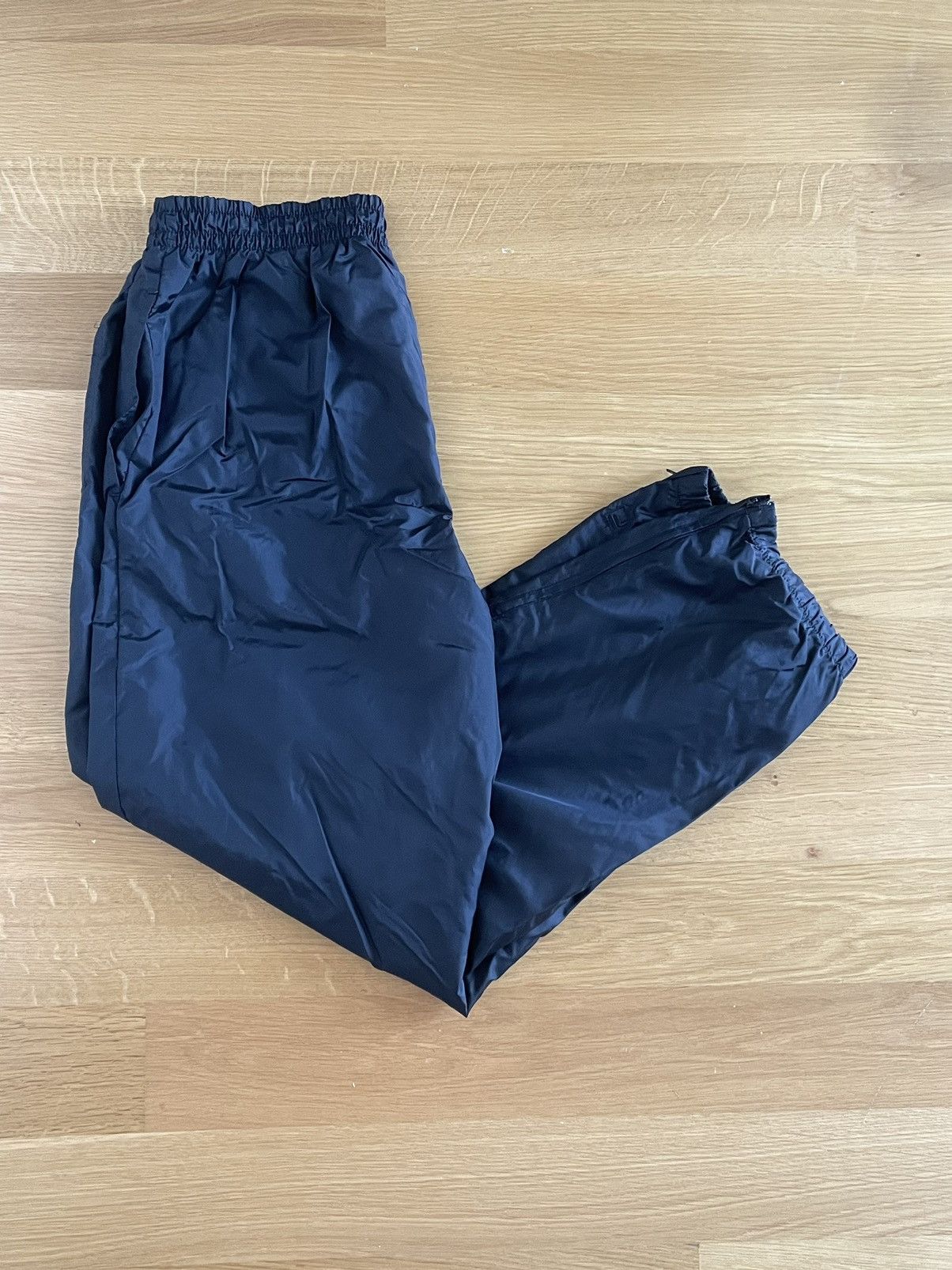 Fila vintage navy fila trackpants Size US 35 - 1 Thumbnail