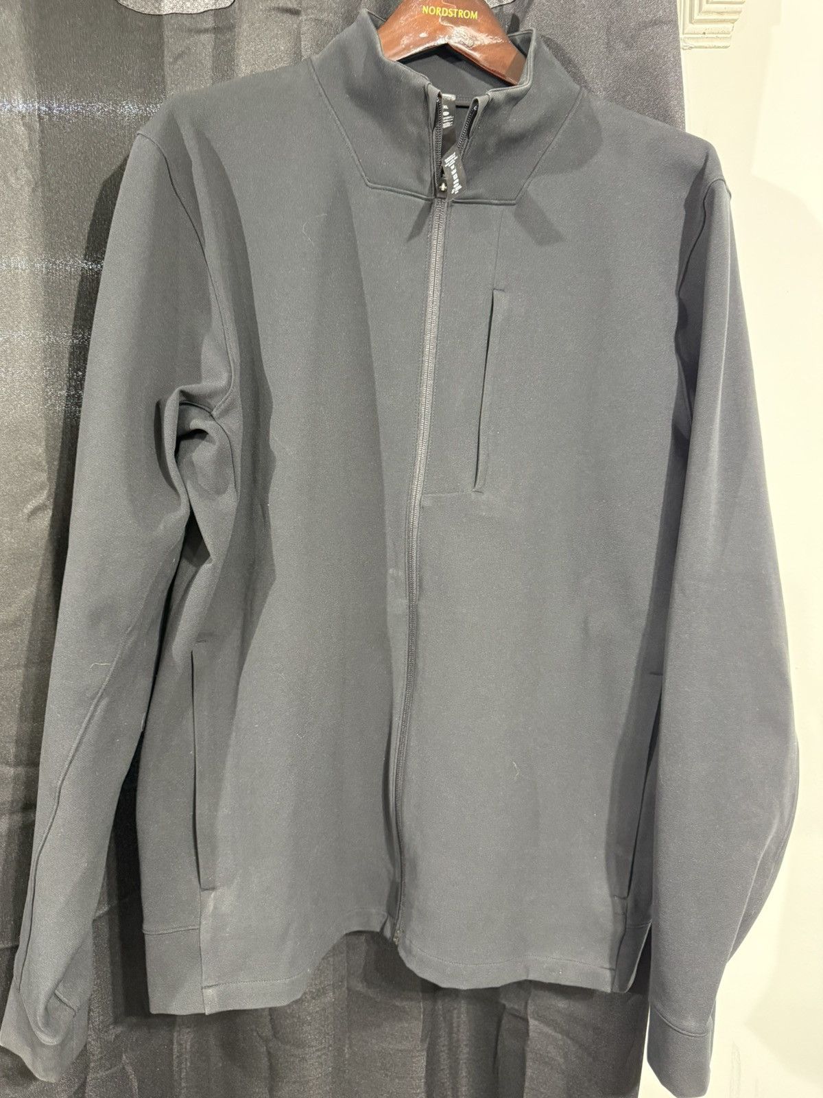 Lululemon Mens lululemon light zip jacket Size US XL / EU 56 / 4 - 3 Thumbnail