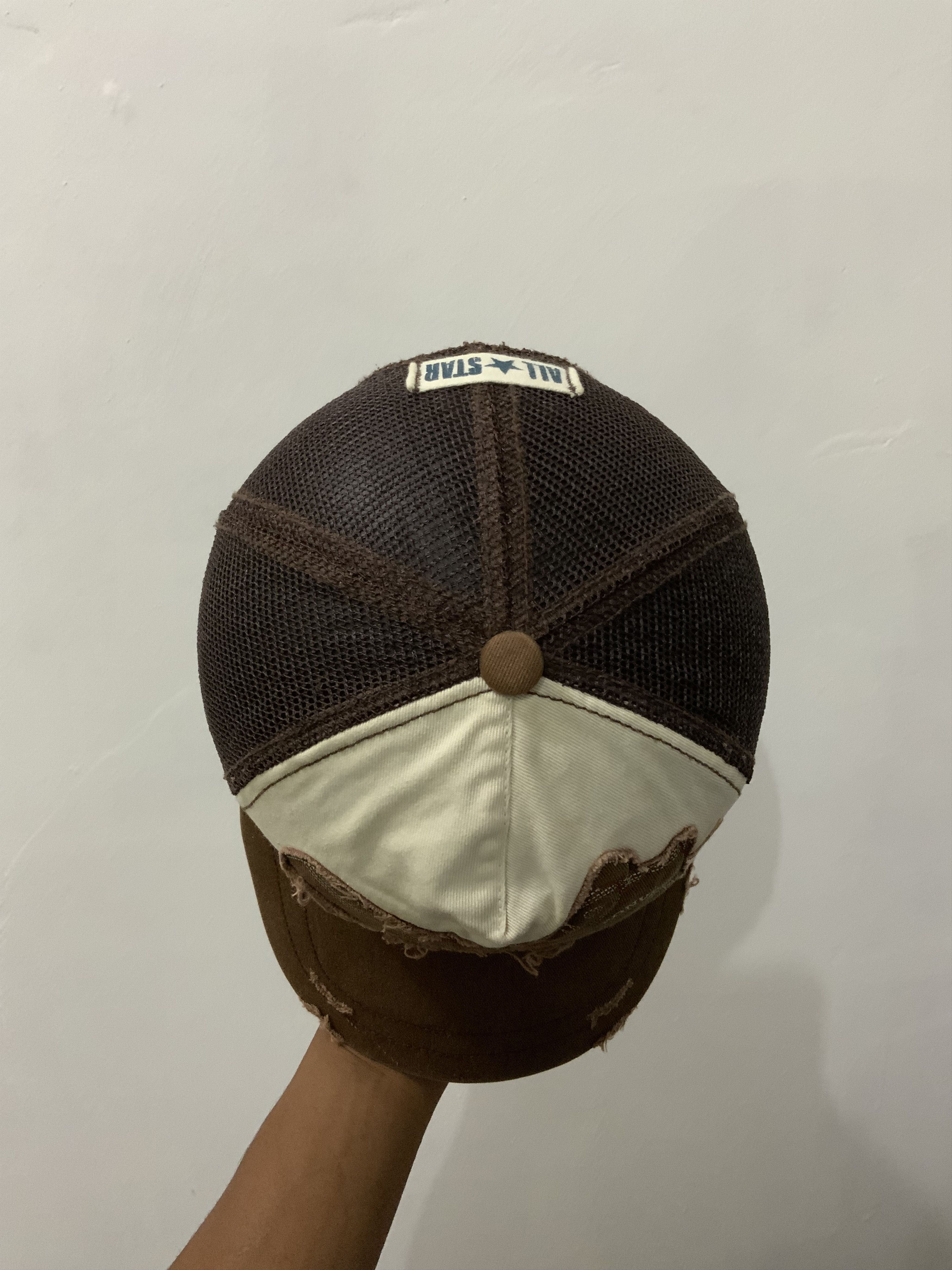 Converse Converse Chuck Taylor Distressed Trucker Hat Size ONE SIZE - 8 Thumbnail