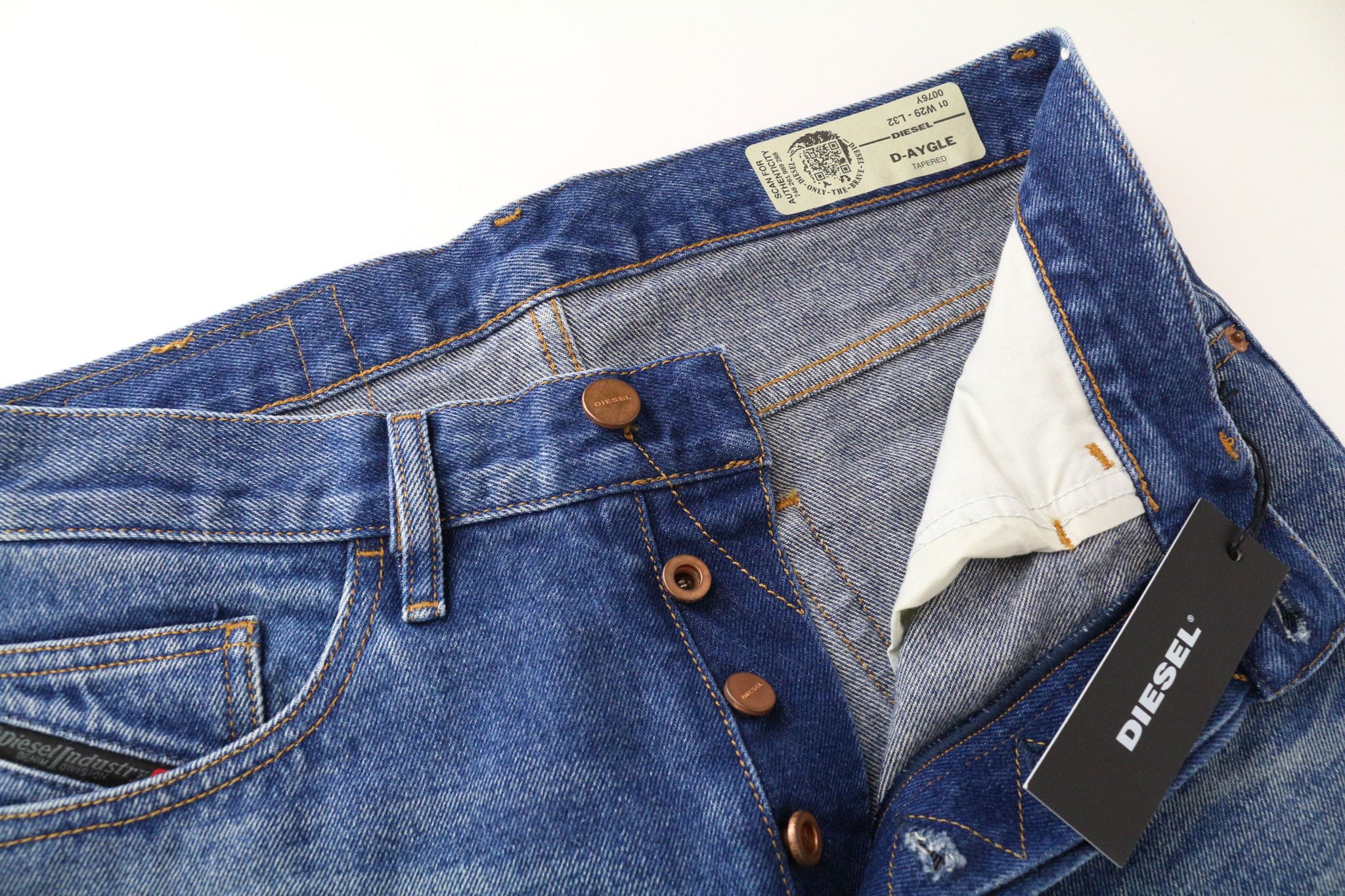 Diesel D-AYGLE 0076Y W29/L32 Blue Buttoned Jeans 74668 Size US 29 - 3 Thumbnail