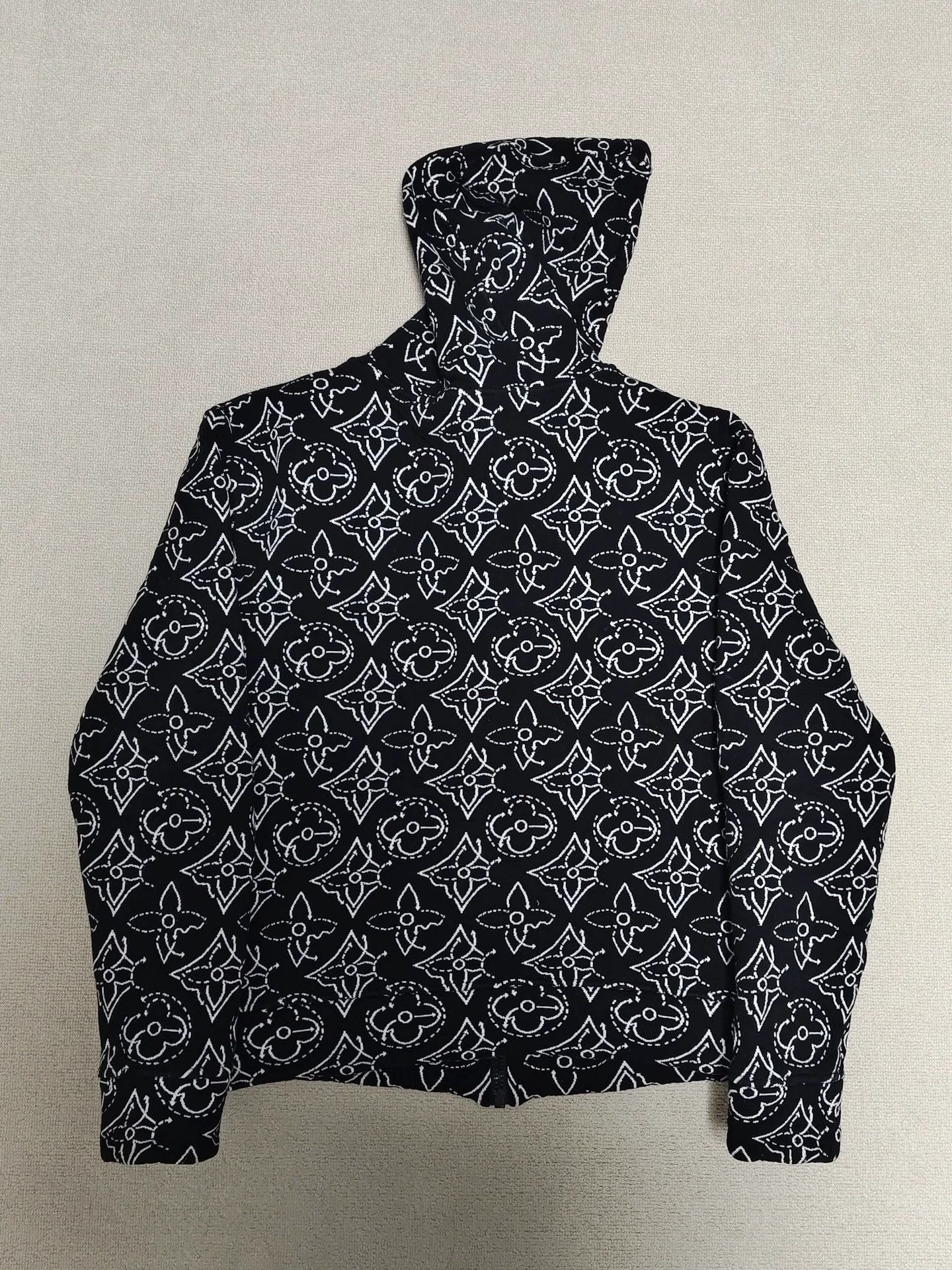 Louis Vuitton LOUIS VUITTON x NBA collaboration FW21 classic hooded jacket Size S / US 4 / IT 40 - 2 Thumbnail