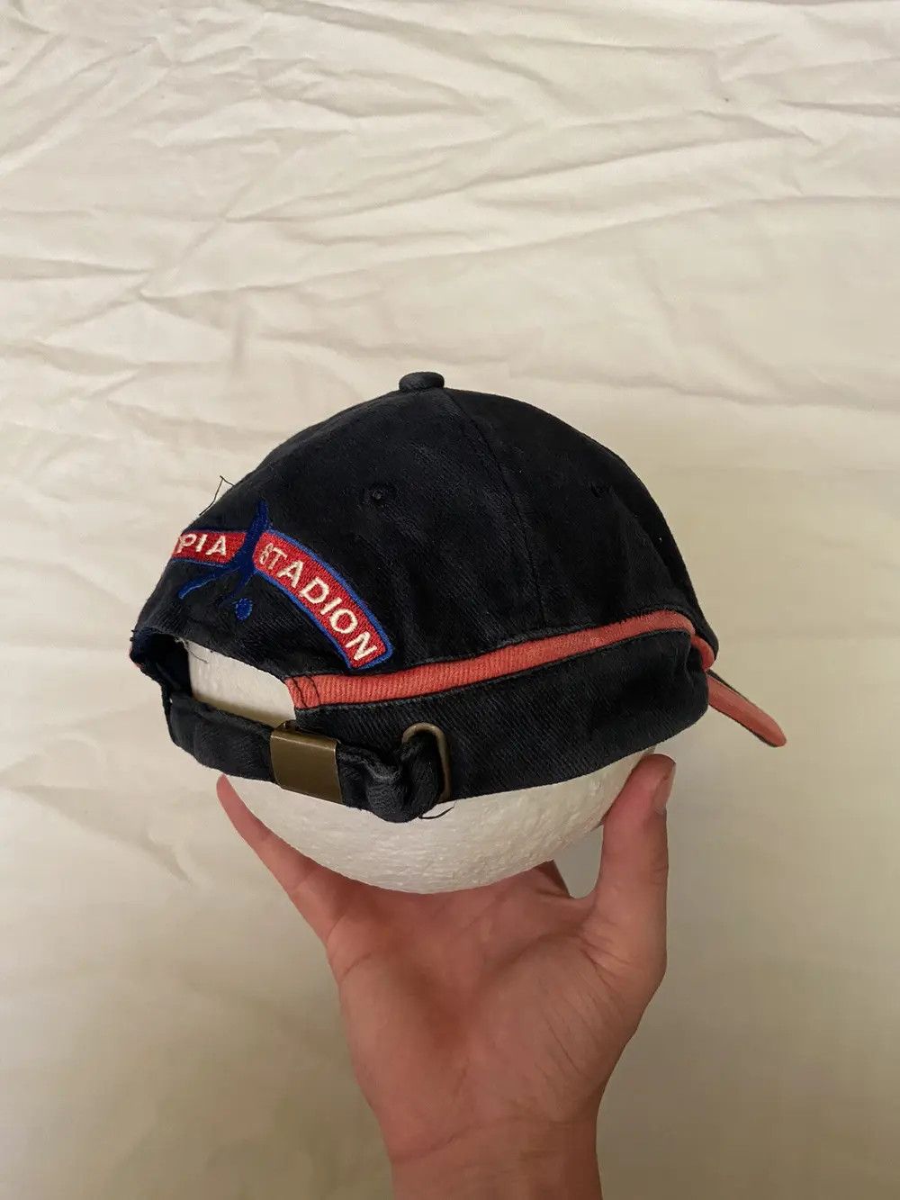 Vintage VINTAGE 90’S BAYERN MUNICH SOCCER FADED VELVET CAP HAT Y2K Size ONE SIZE - 5 Thumbnail