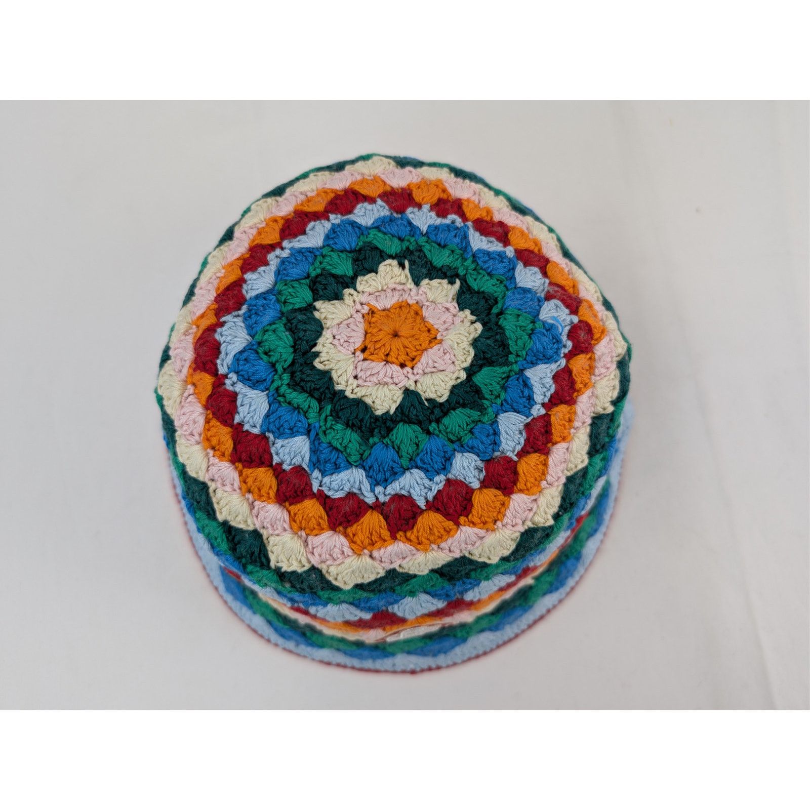 Casablanca o1rshd1 Size: M-L / Shell Striped Crochet Cap / Hat in Multi Size ONE SIZE - 6 Thumbnail