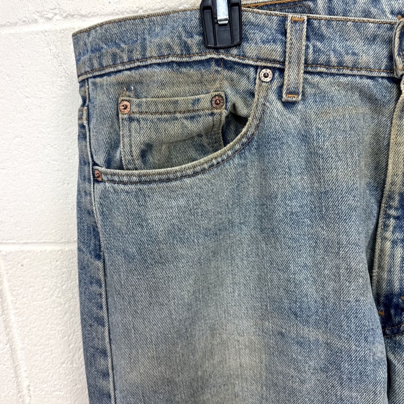 Levi's VINTAGE Levi's 565 Jeans 38x30 Relaxed Straight 5-Pocket Denim Blue Grunge 90s United States-Men Size US 38 / EU 54 - 2 Thumbnail