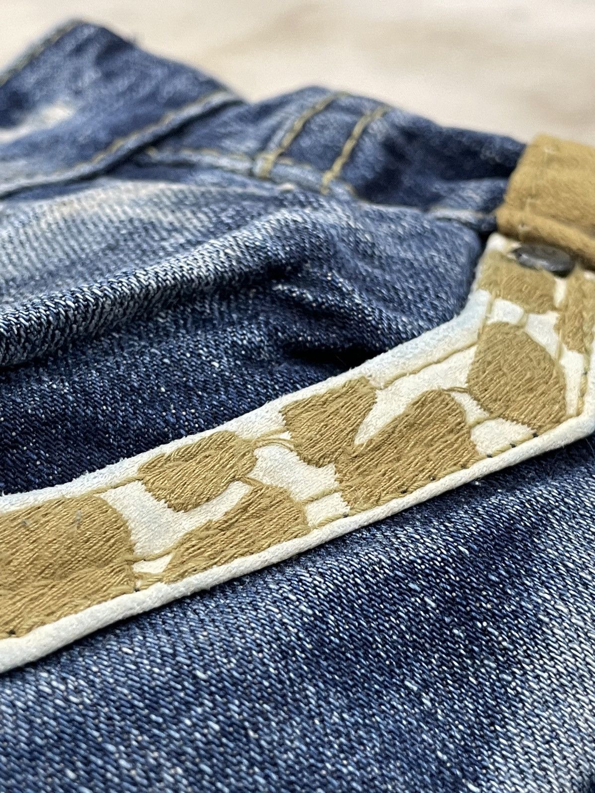 Designer Lolita Club Giraffe Distressed Whisker Style Japanese Denim Size US 29 - 9 Thumbnail