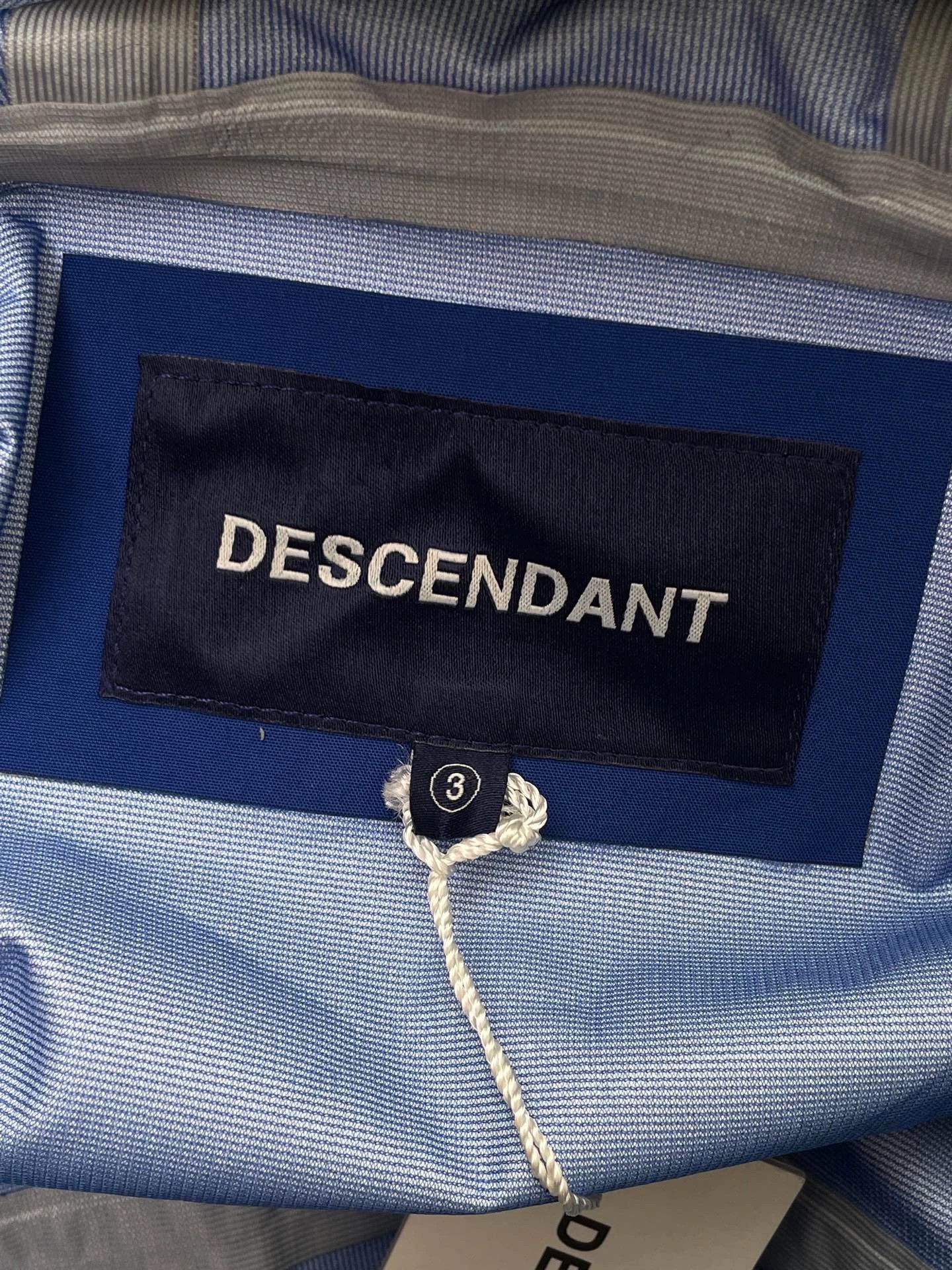 Descendant Descendant blue/green whale logo jacket 3 windproof/warm Size US L / EU 52-54 / 3 - 5 Thumbnail