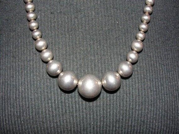 Designer Sterling Silver Round Graduated Bead Necklace Size ONE SIZE - 2 Thumbnail
