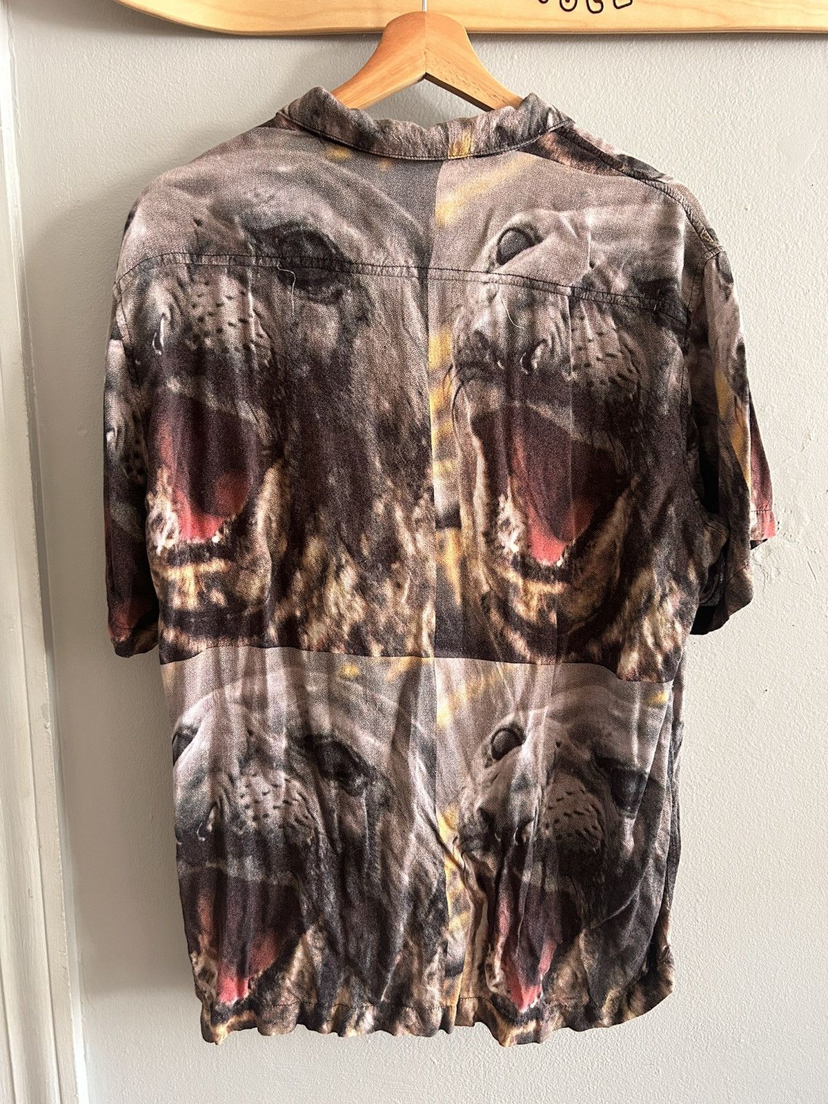 The Trilogy Tapes THE TRILOGY TAPES SEAL PRINT SHORTSLEEVE SHIRT Size US L / EU 52-54 / 3 - 5 Thumbnail