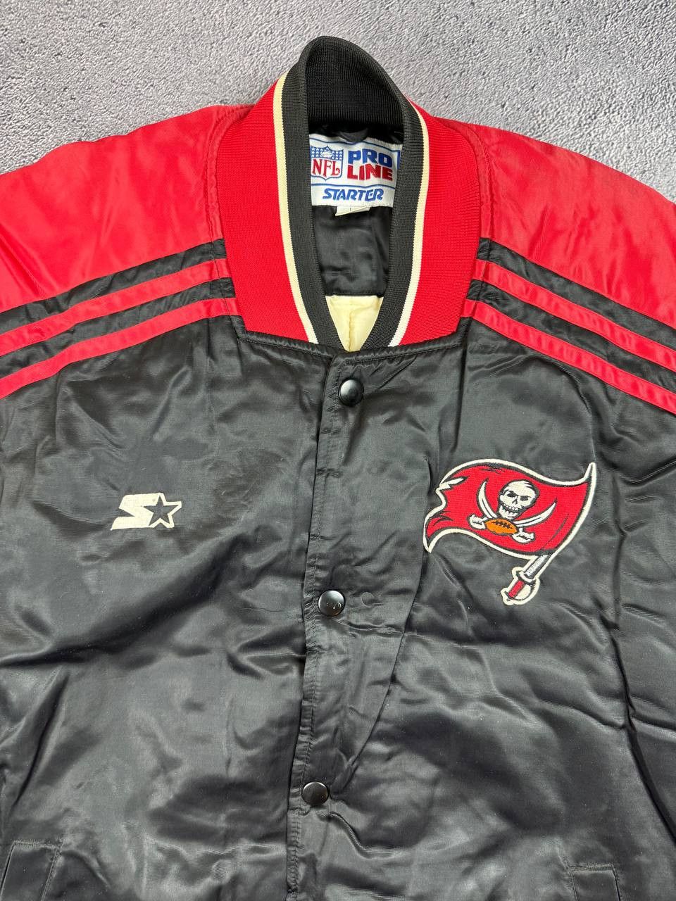 NFL NFL Pro Line Starter Buccaneers Jacket Vintage Bomber Size US L / EU 52-54 / 3 - 6 Thumbnail