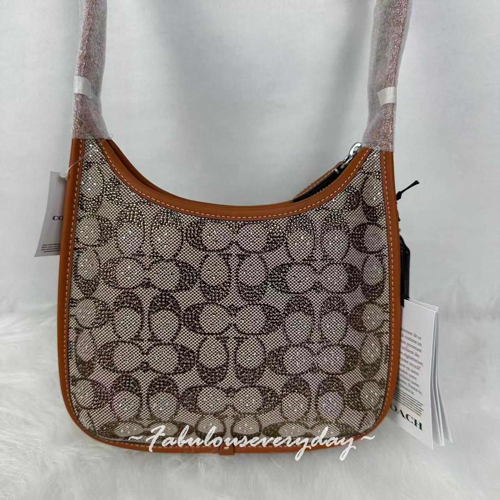 Coach COACH Crystal Curve Zip Shoulder Jacquard/Burnished Amber Size ONE SIZE - 4 Thumbnail