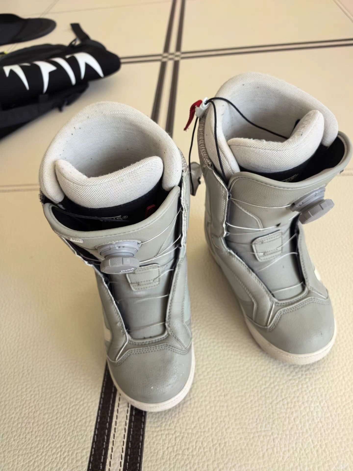 Vans Vans Snowboard Boots K17 Size US 7 / IT 37 - 1 Thumbnail