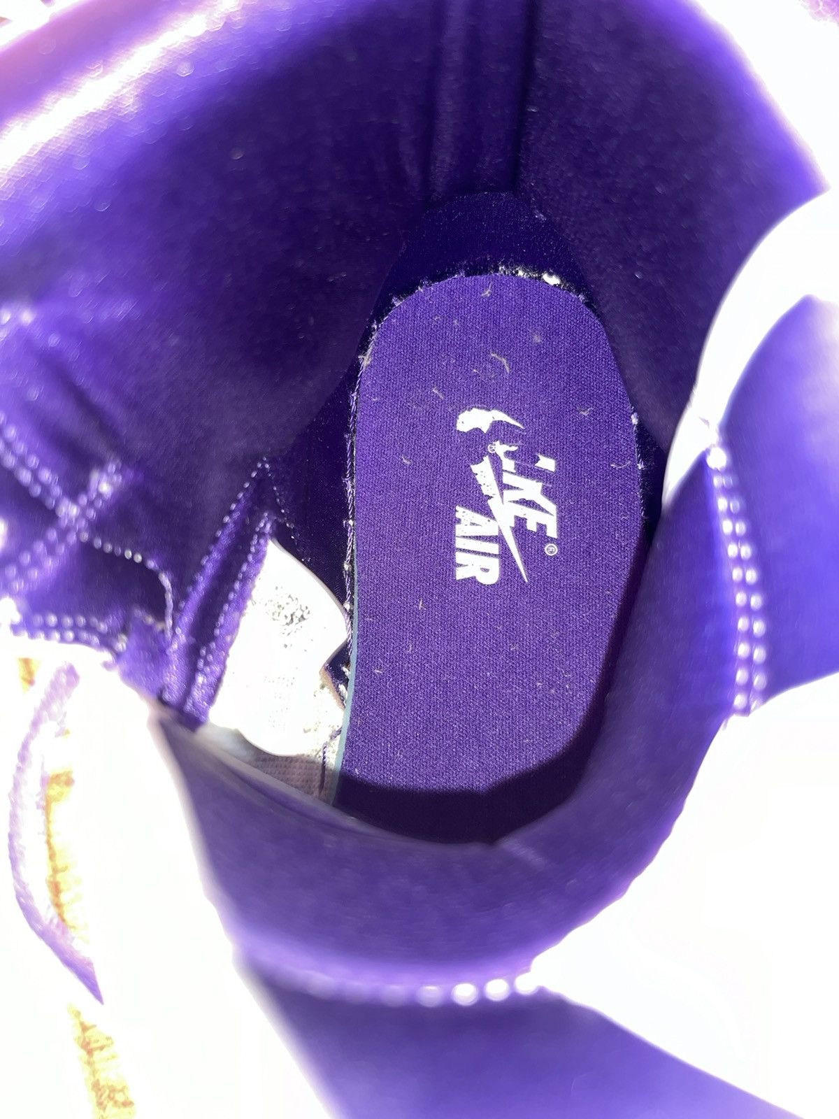 Jordan Brand Air Jordan 1 High OG Court Purple Size US 8 / EU 41 - 7 Thumbnail