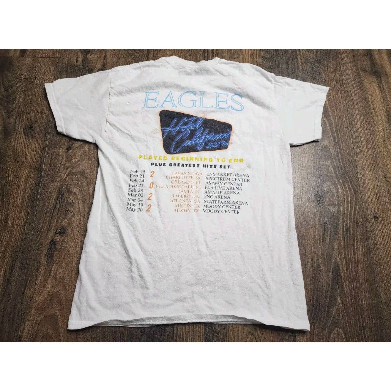 Gildan Eagles Hotel California Tour 2022 Concert T Shirt White Double Sided Distressed Classic Fit Size US M / EU 48-50 / 2 - 2 Thumbnail