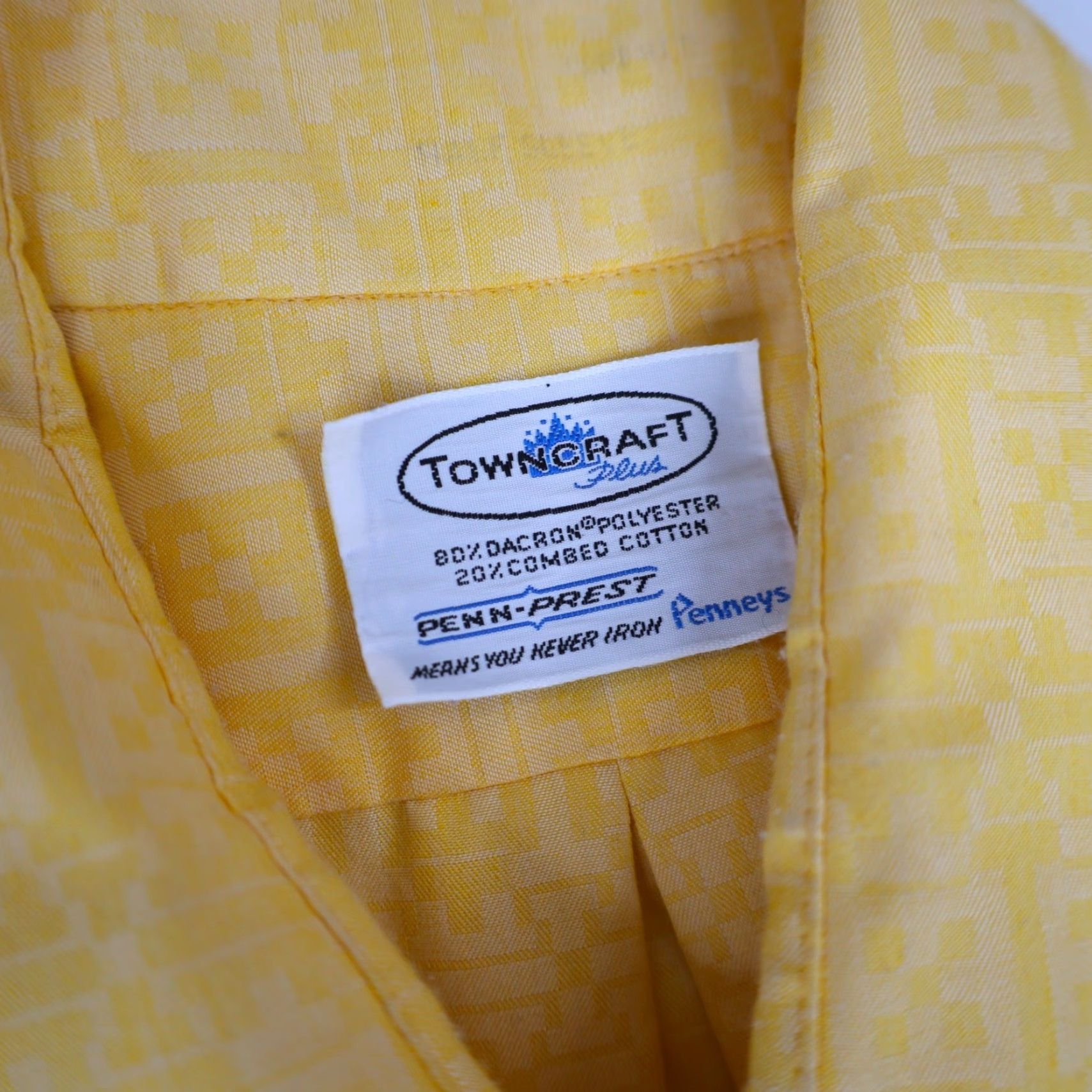 Vintage VINTAGE TownCraft Pennys Button-Up Shirt Short Sleeve Large Yellow Polyester Allover Design Mens 70s Size US L / EU 52-54 / 3 - 7 Thumbnail