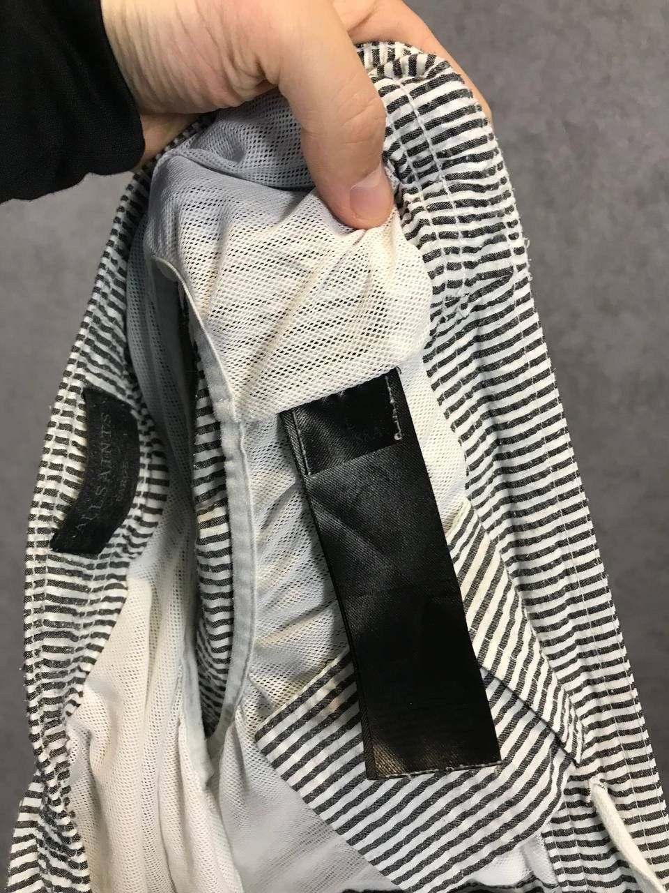 Allsaints Allsaints striped shorts Size US 34 / EU 50 - 6 Thumbnail