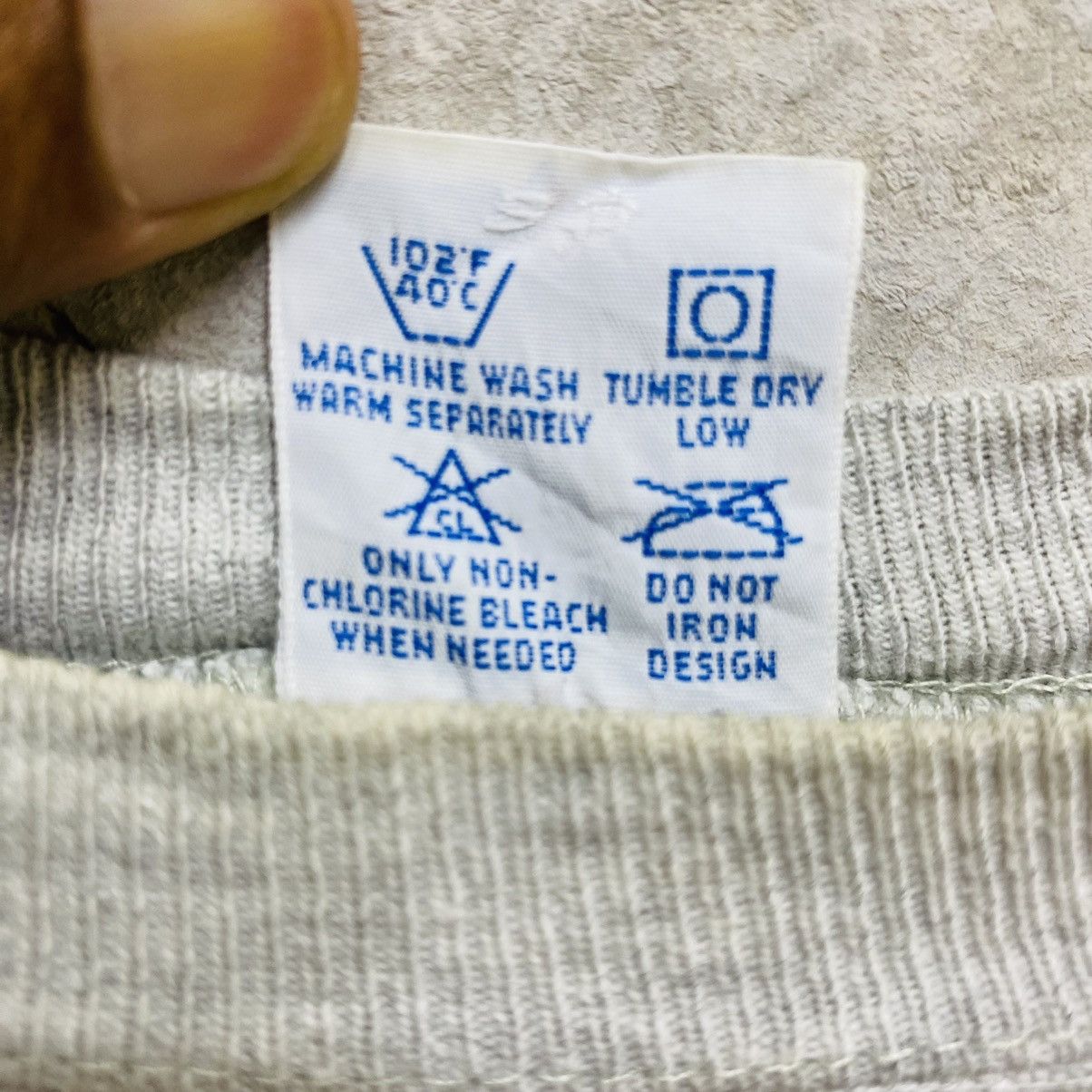 Champion Vintage Champion Reverse Weave Sweatshirt Made in USA Size L Size US L / EU 52-54 / 3 - 10 Thumbnail