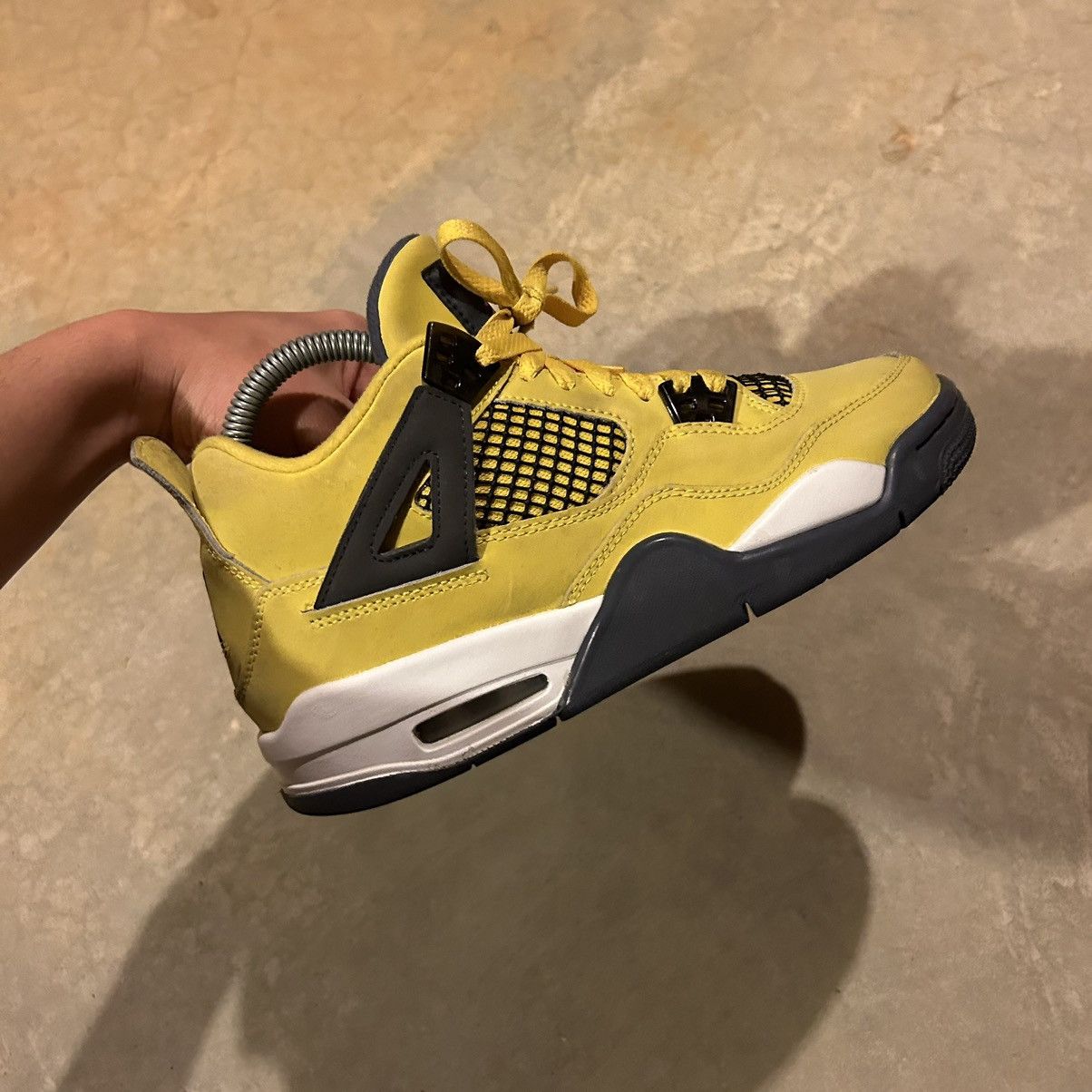 Jordan Brand Air Jordan 4 Retro Lightning 2021 US 6 Size US 6 / EU 39 - 5 Thumbnail
