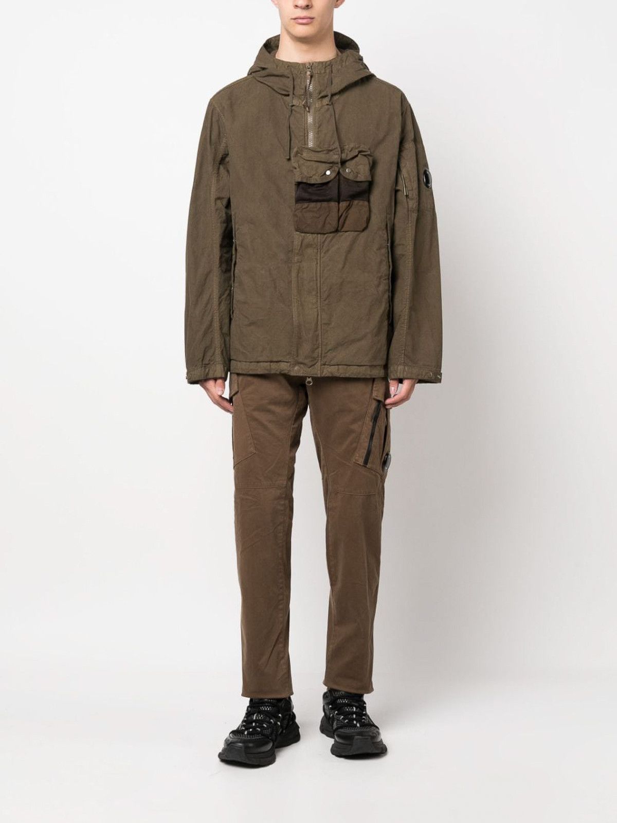 C.P. Company o1y1224 Logo Hooded Jacket in Military Green Size US S / EU 44-46 / 1 - 3 Thumbnail