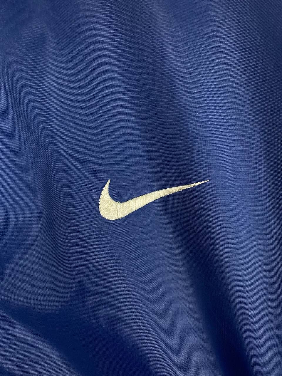 Nike nike long coach jacket faded swoosh at the back Size US L / EU 52-54 / 3 - 3 Thumbnail
