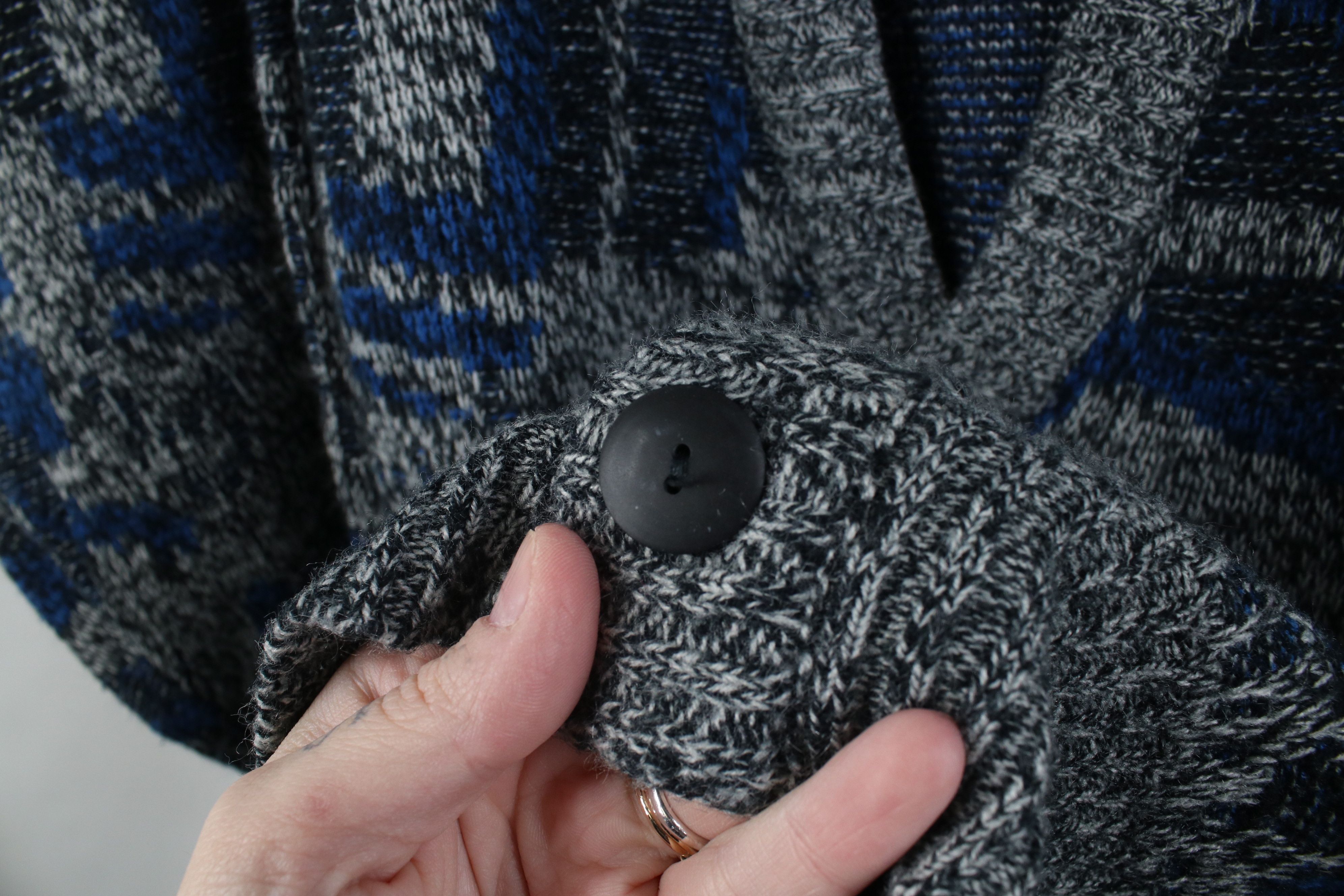 Vintage Vintage 90s Streetwear Geometric Knit Cardigan Sweater Size US XL / EU 56 / 4 - 4 Thumbnail