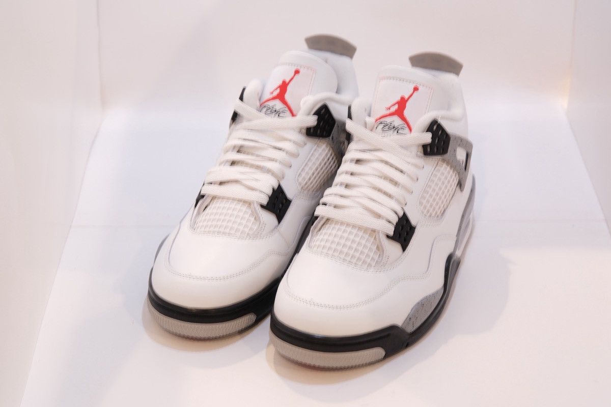 Jordan Brand Air Jordan 4 Retro OG 2025 White Cement BRAND NEW Size 10 Size US 10 / EU 43 - 1 Thumbnail