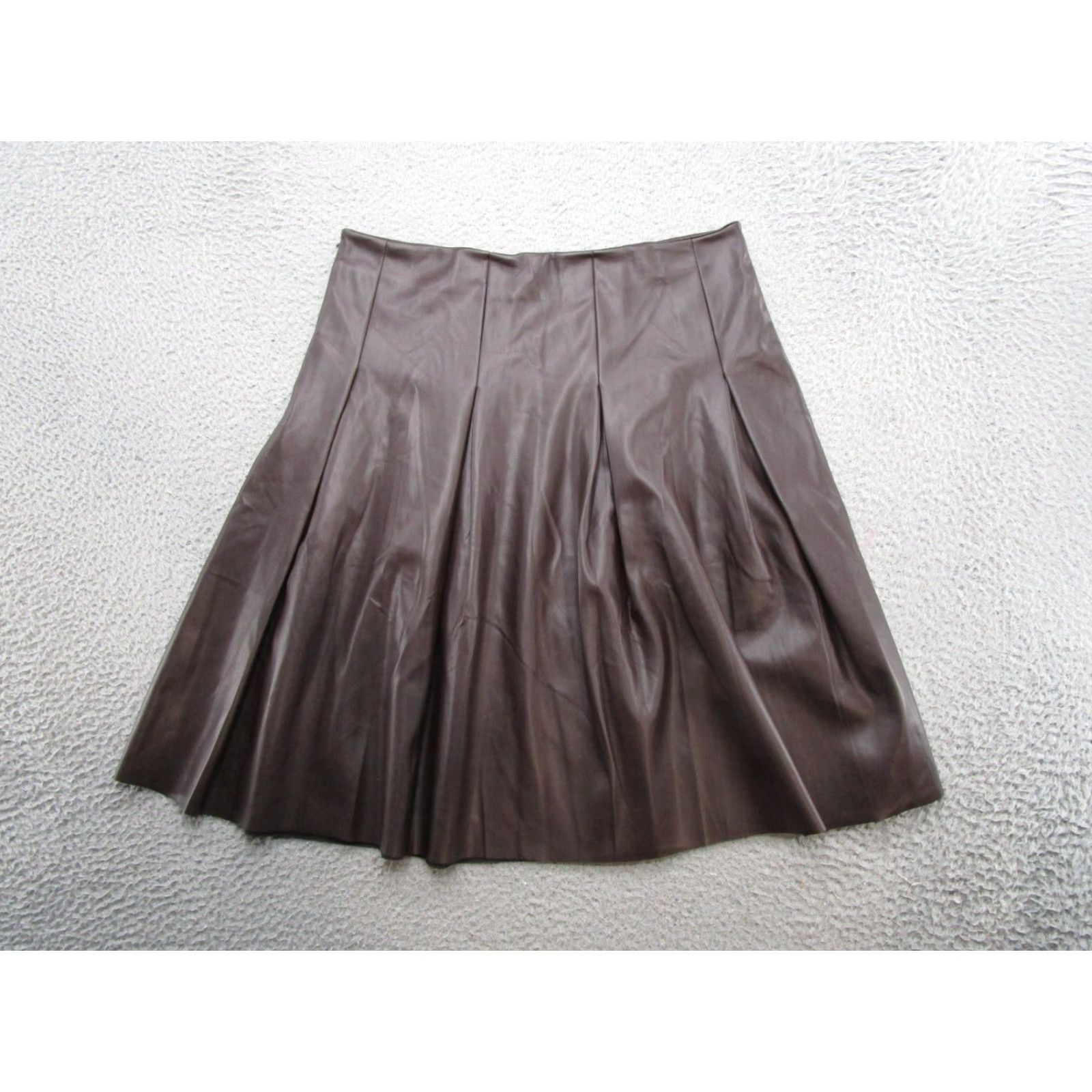 Nanette Lepore Nanette Lepore Vegan Leather Skirt Pleated Size M High Waist Knee Brown Size 32" / US 10 / IT 46 - 7 Thumbnail