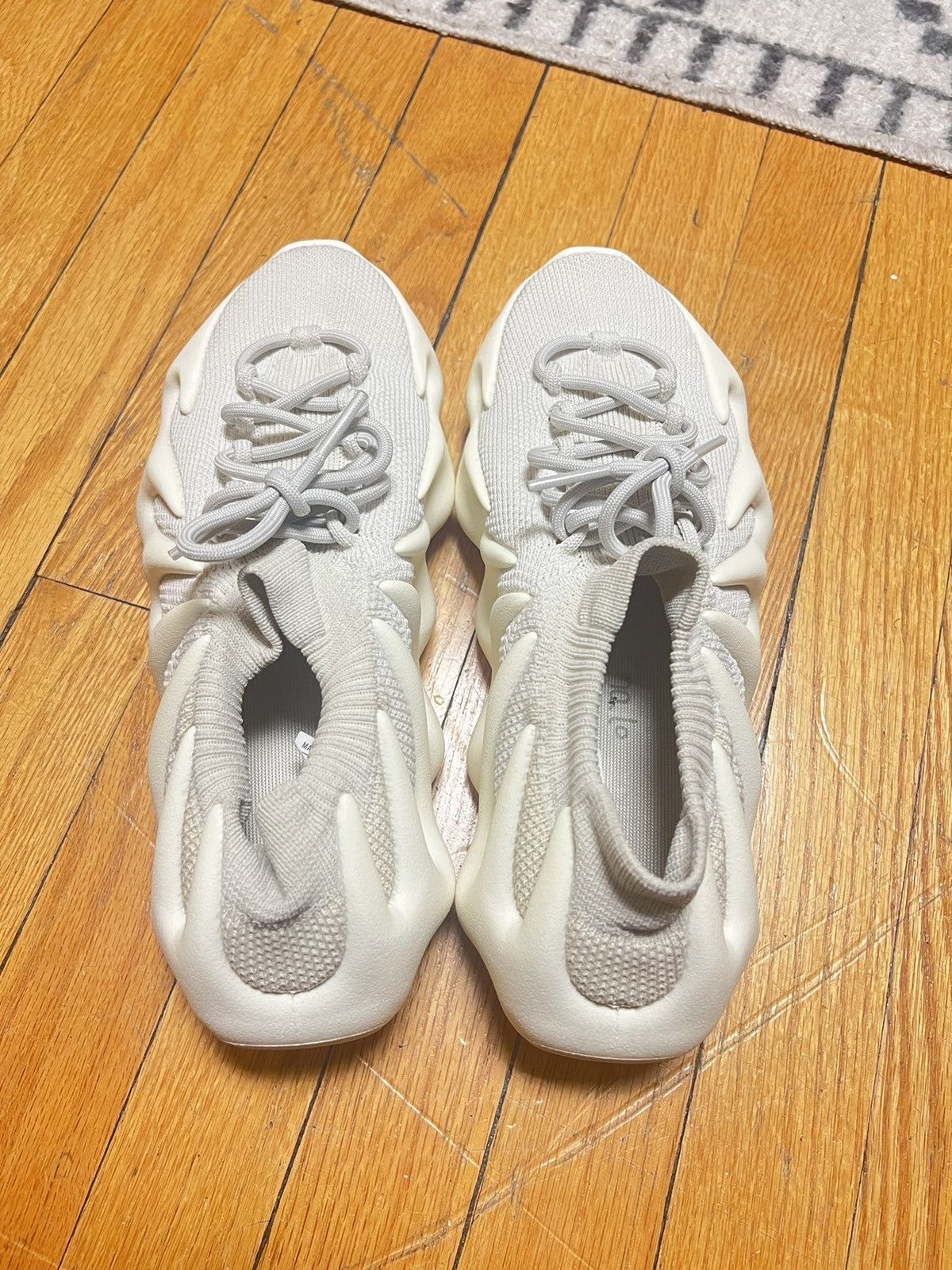 Adidas yeezy 43 white online
