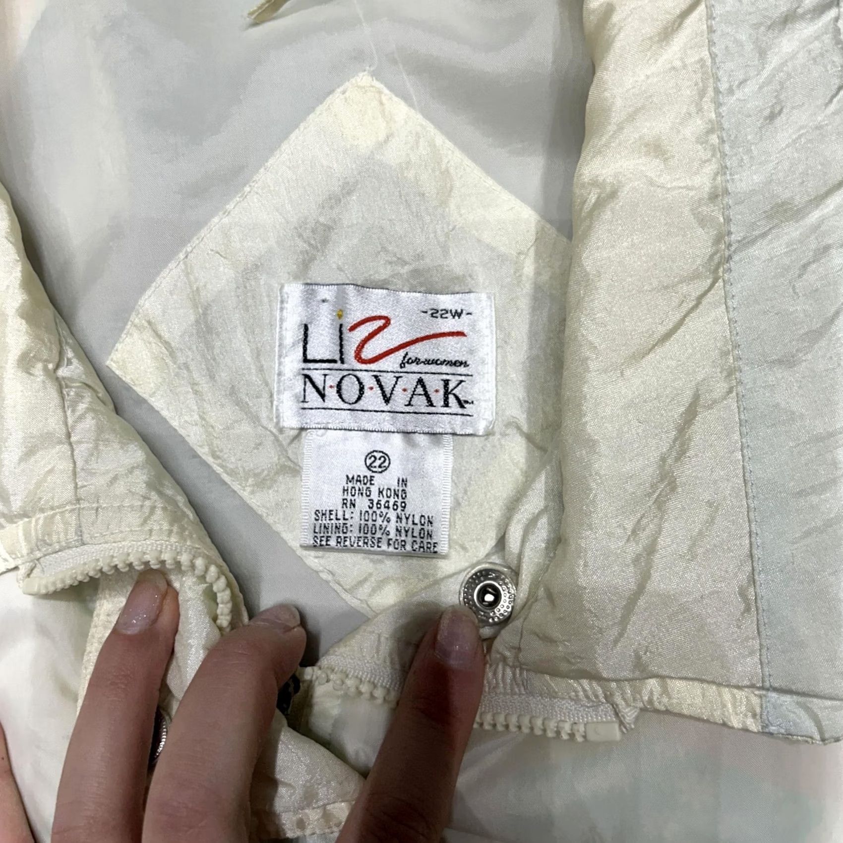 Vintage VINTAGE Liz Novak Jacket Womens 22W White Nylon Geometric Pastel Windbreaker 80s Size 3XL / US 20-22 - 3 Thumbnail