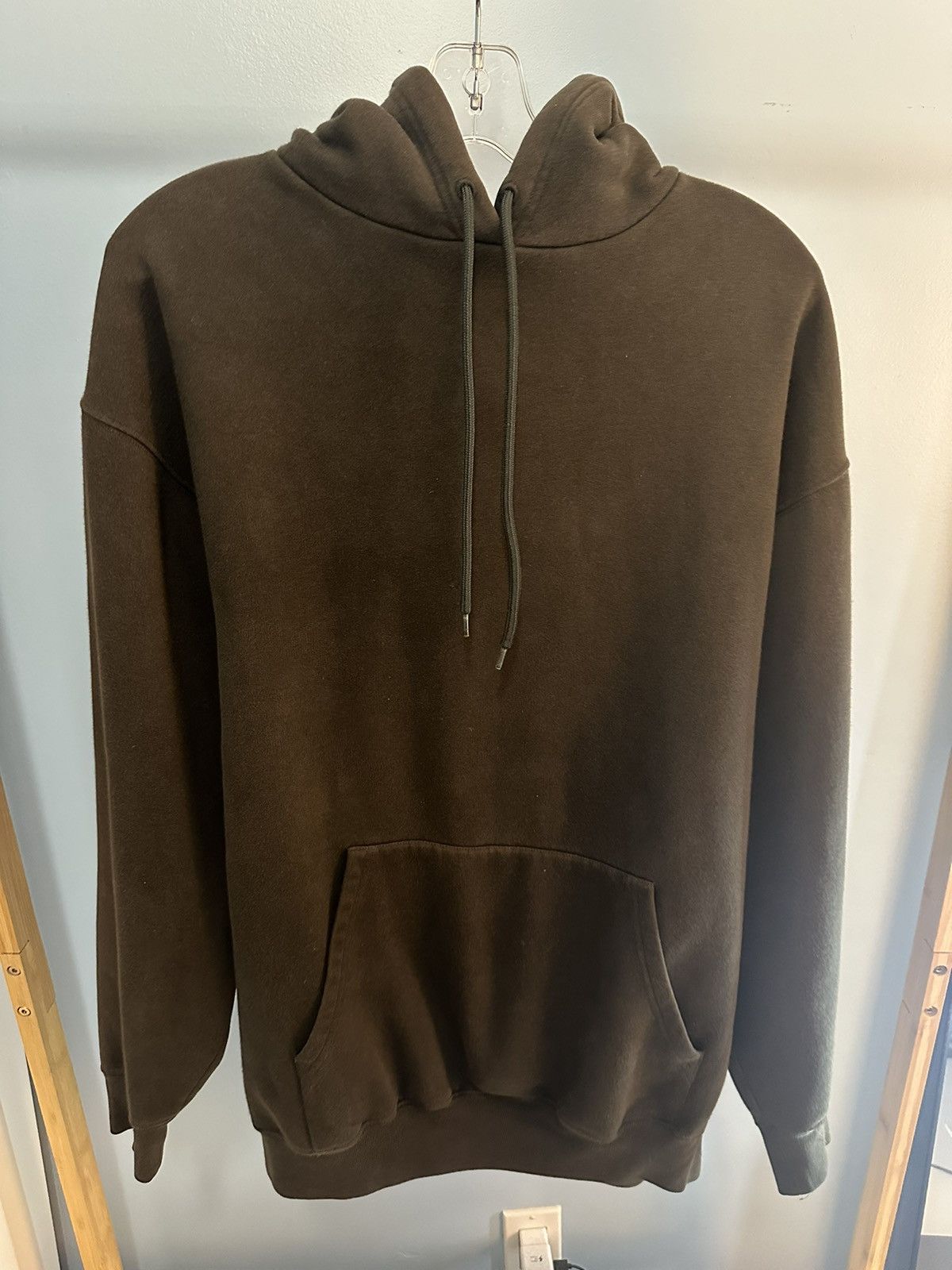Balenciaga Balenciaga Hood Logo Hoodie Size S Size US S / EU 44-46 / 1 - 1 Thumbnail