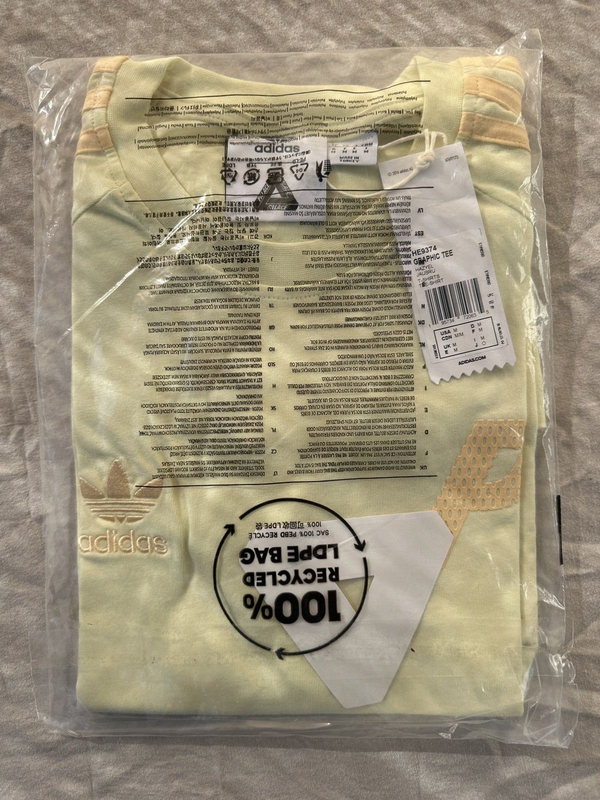 Palace Adidas Stan Smith T-shirt Yellow