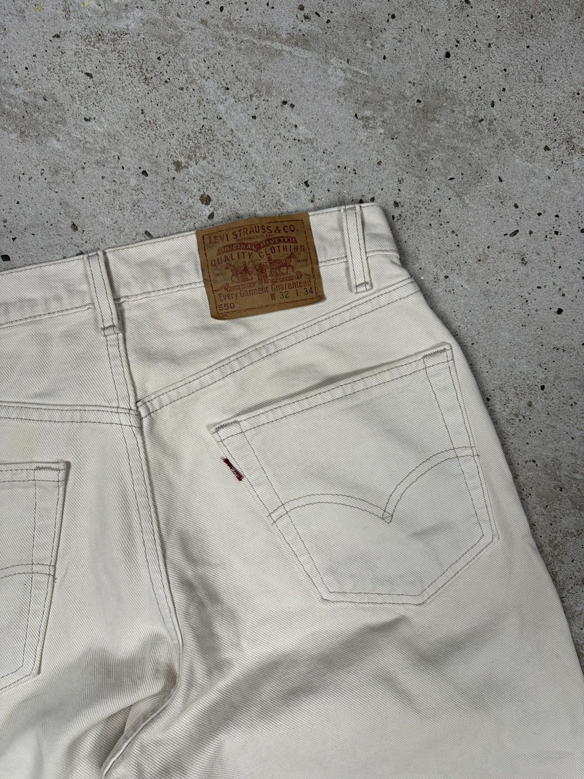 Levi's Vintage 1998 Levi’s 550 Relaxed Fit Denim Pants Jeans USA 90 Size US 30 / EU 46 - 19 Thumbnail