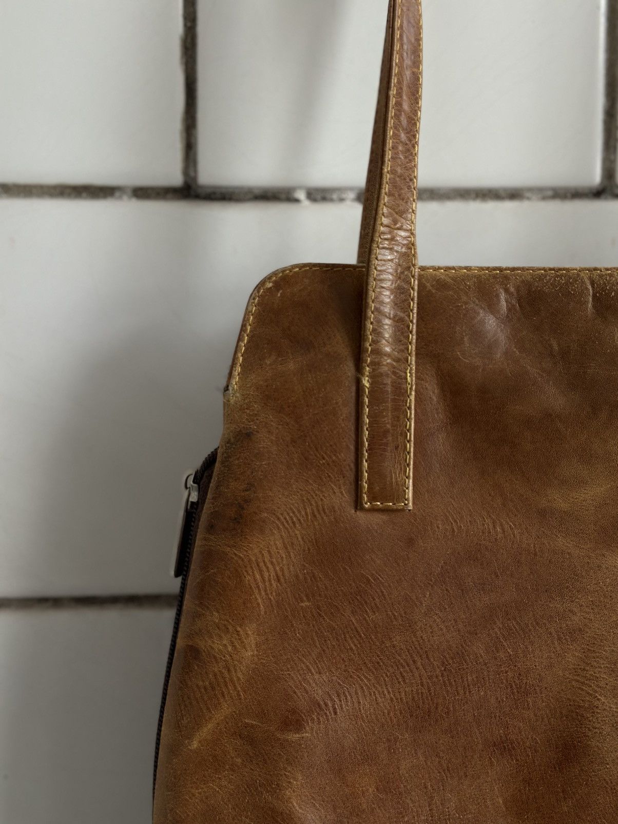 Genuine Leather Vintage Japanese Style Leather Hands Bag Y2K 00s USA Size ONE SIZE - 5 Thumbnail